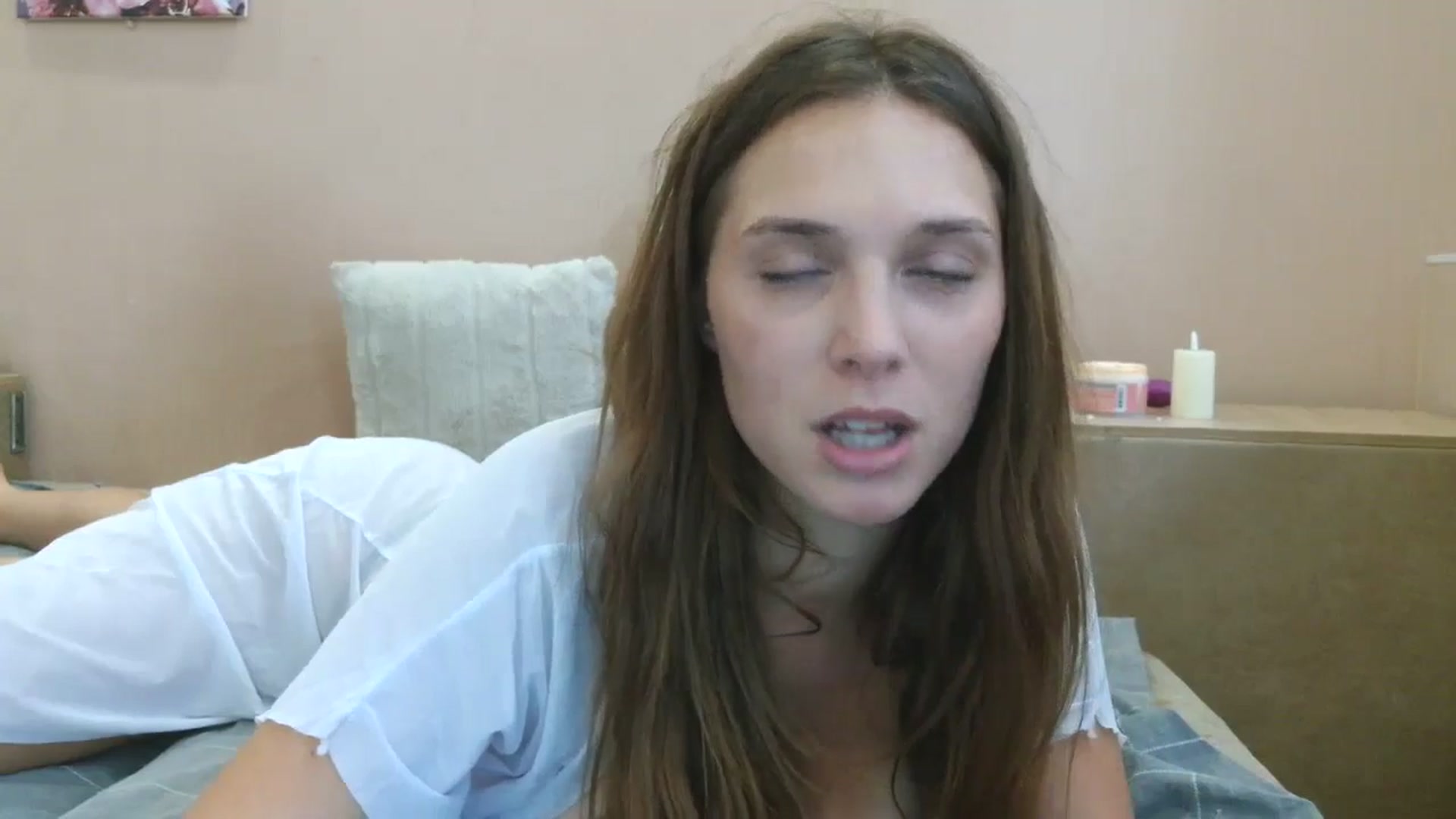 Gallery image thumbnail from HaleyReed's myfreecams stream on, 06/19/2025, 12:24 image 9 of 20