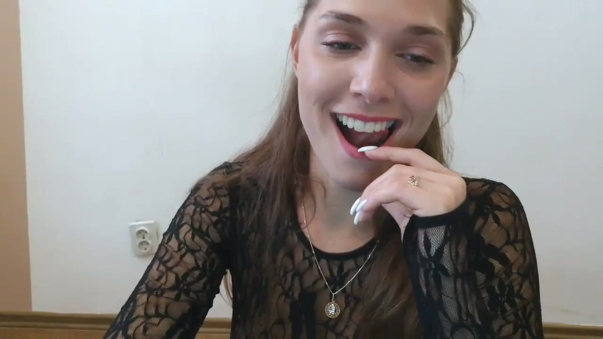 Gallery image thumbnail from HaleyReed's myfreecams stream on, 06/20/2025, 12:44 image 7 of 20