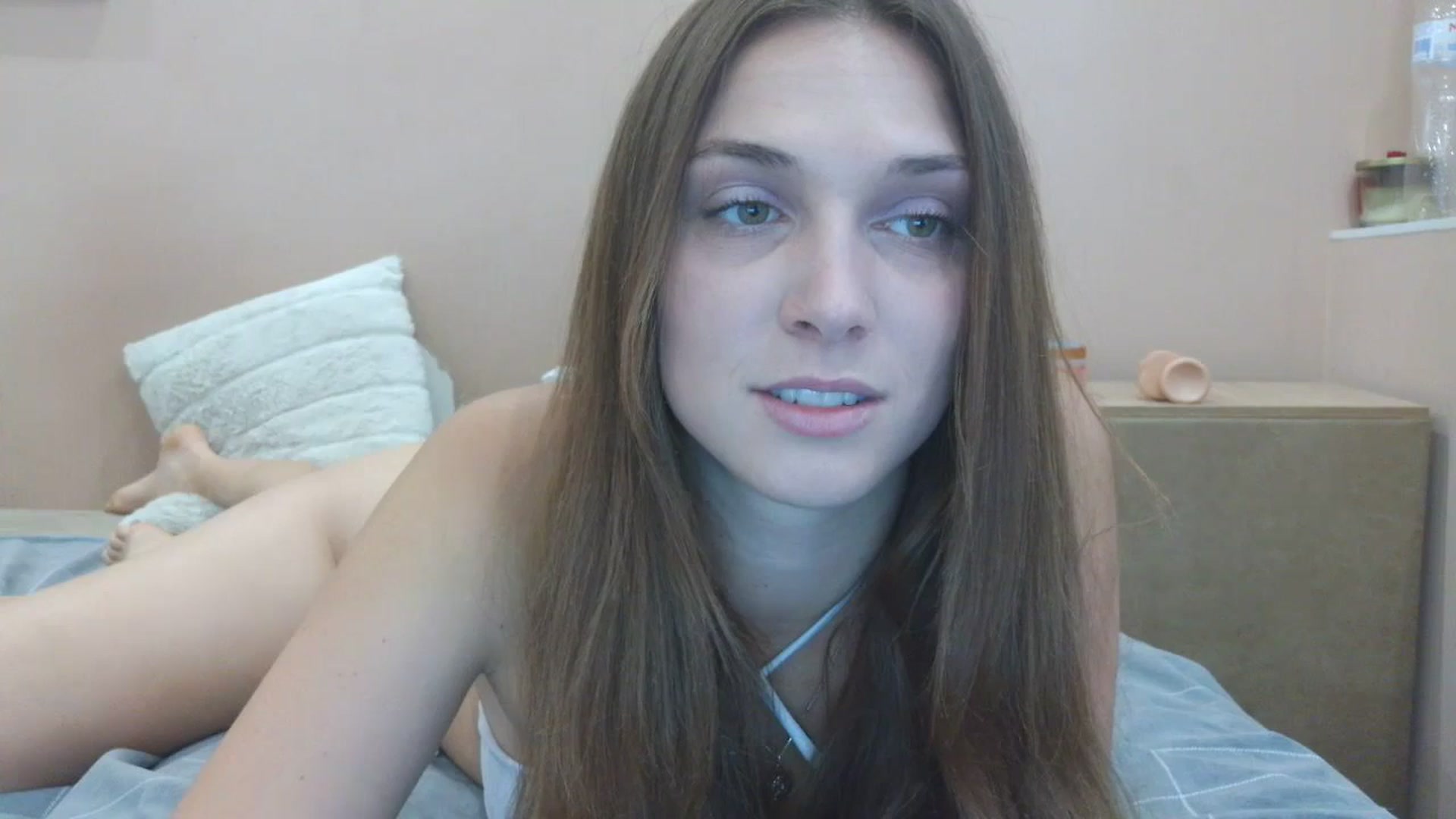 Gallery image thumbnail from HaleyReed's myfreecams stream on, 06/22/2025, 13:05 image 1 of 20