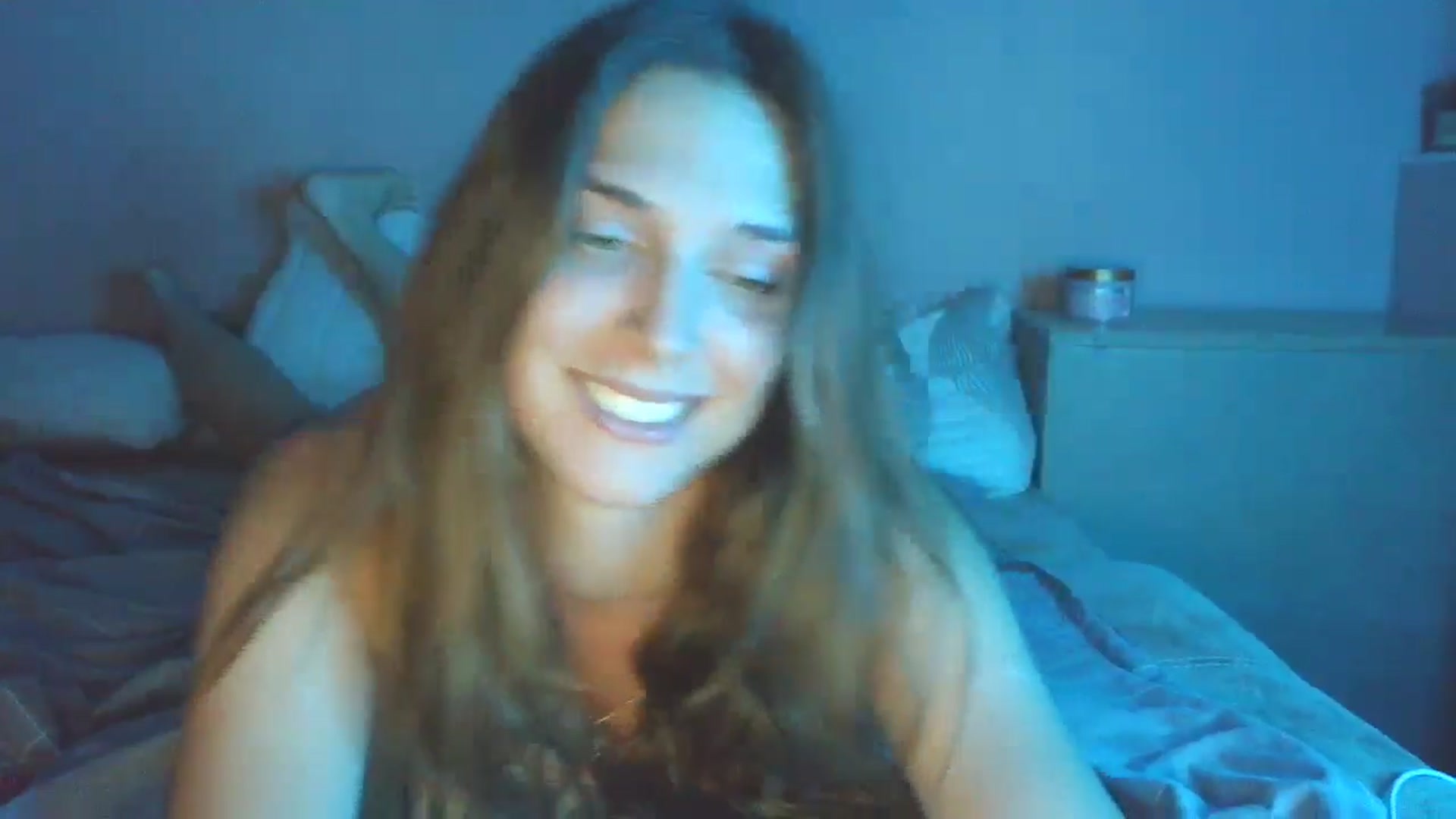 Gallery image thumbnail from HaleyReed's myfreecams stream on, 06/23/2025, 17:19 image 18 of 20