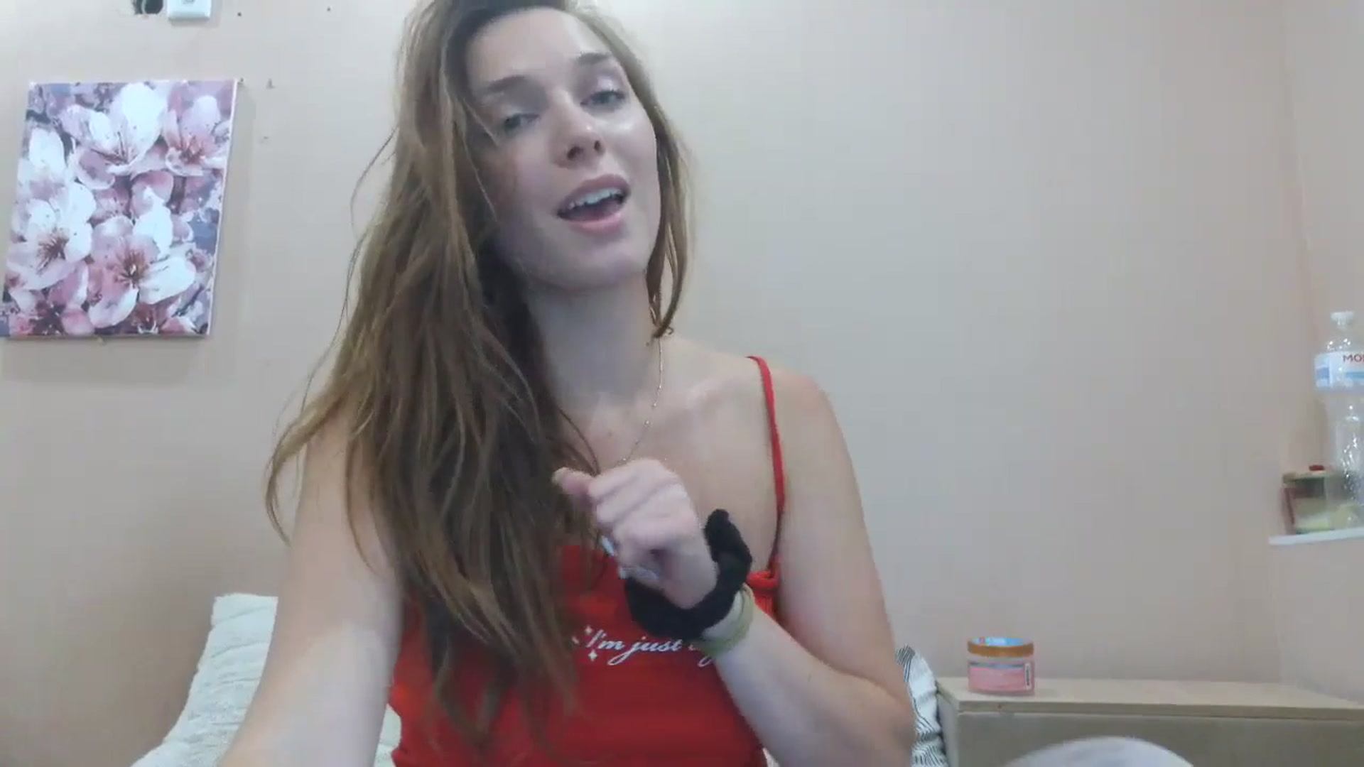 Gallery image thumbnail from HaleyReed's myfreecams stream on, 06/25/2025, 16:35 image 18 of 20