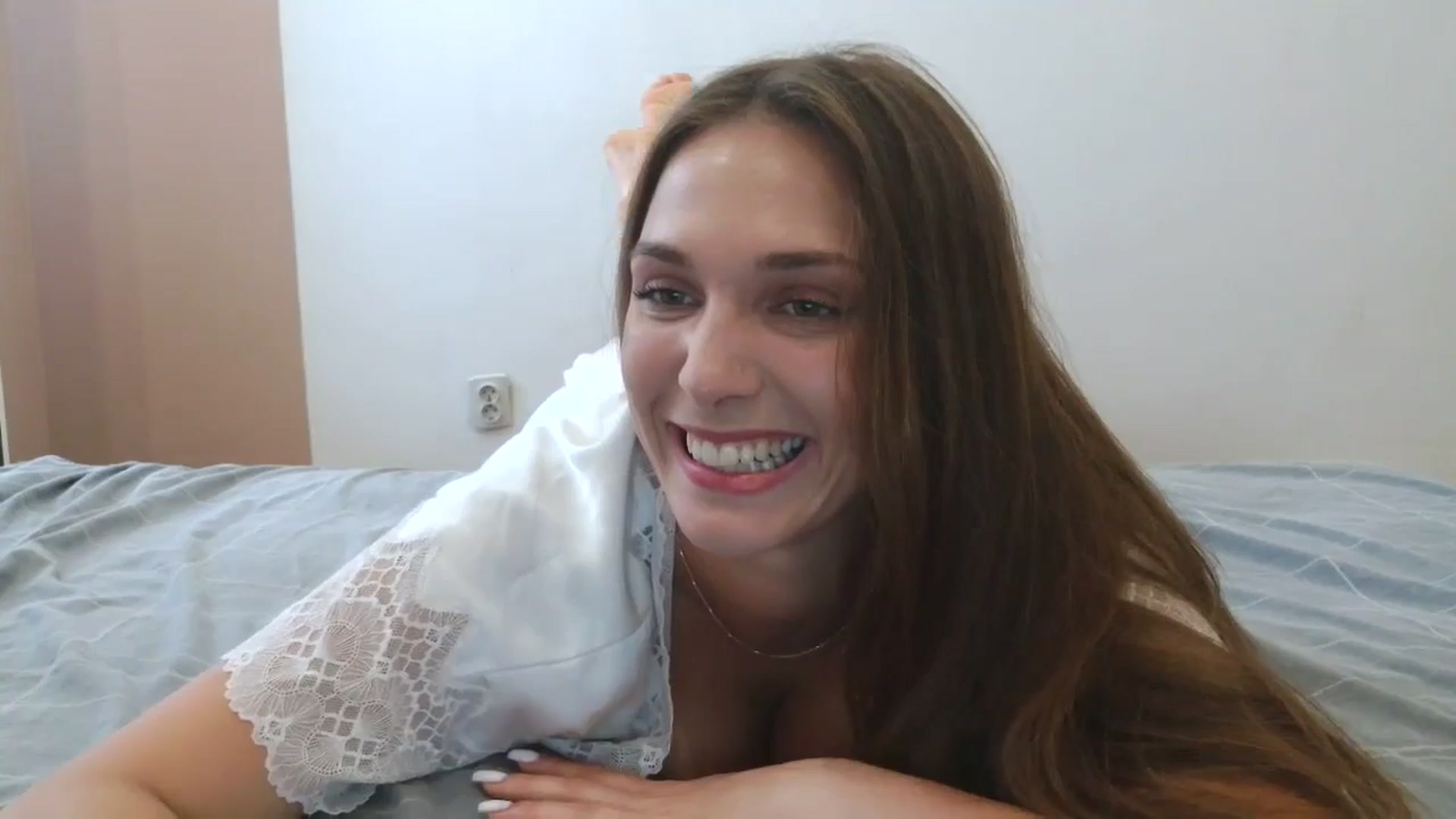 Gallery image thumbnail from HaleyReed's myfreecams stream on, 06/26/2025, 13:41 image 3 of 20