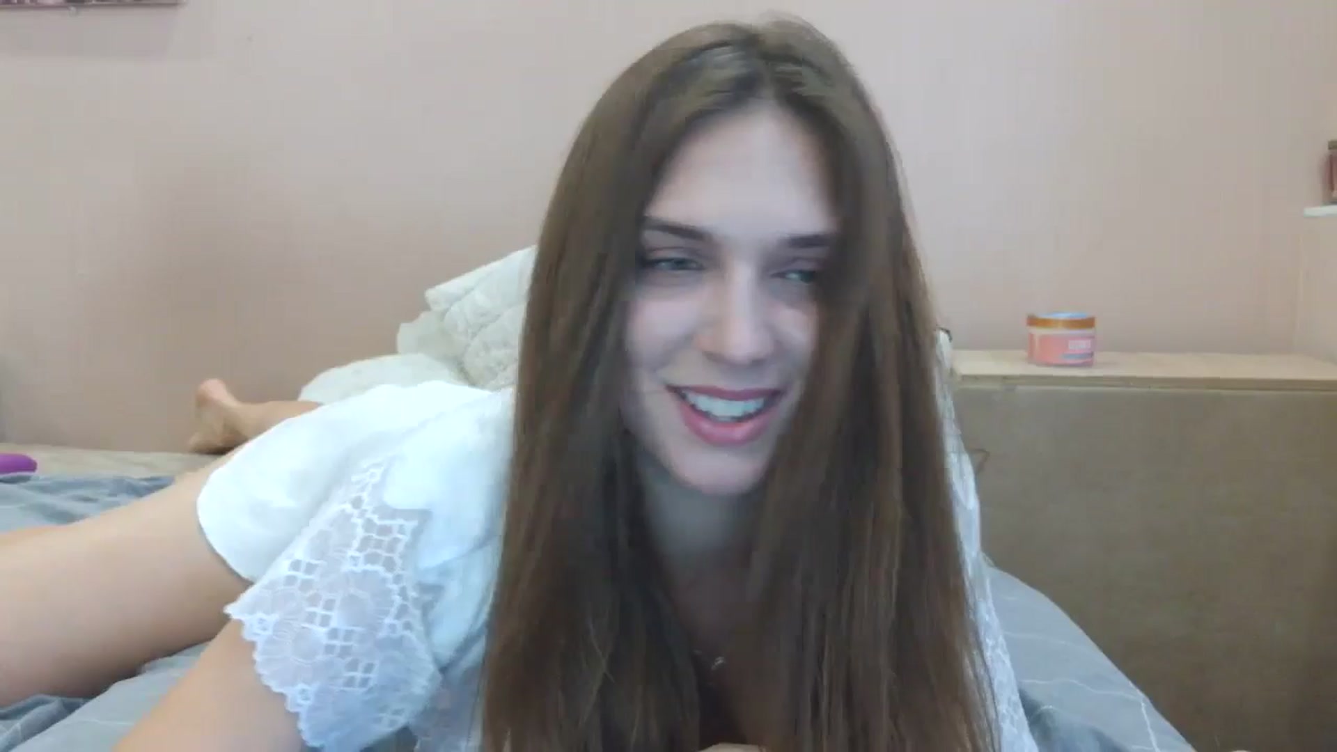 Gallery image thumbnail from HaleyReed's myfreecams stream on, 06/26/2025, 15:05 image 18 of 20