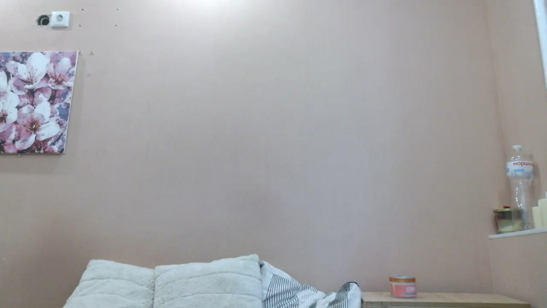 Gallery image thumbnail from HaleyReed's myfreecams stream on, 06/26/2025, 15:42 image 12 of 20