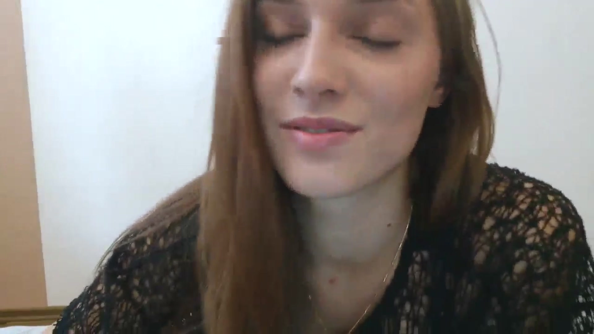 Gallery image thumbnail from HaleyReed's myfreecams stream on, 06/27/2025, 10:33 image 19 of 20