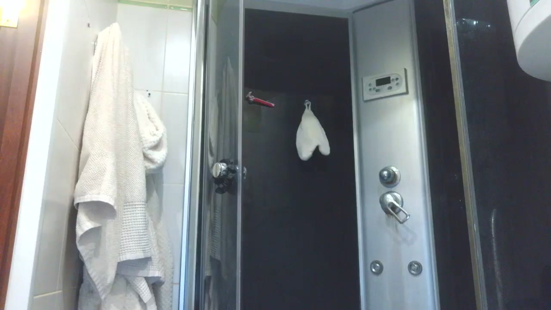 Gallery image thumbnail from HaleyReed's myfreecams stream on, 06/27/2025, 15:35 image 11 of 20