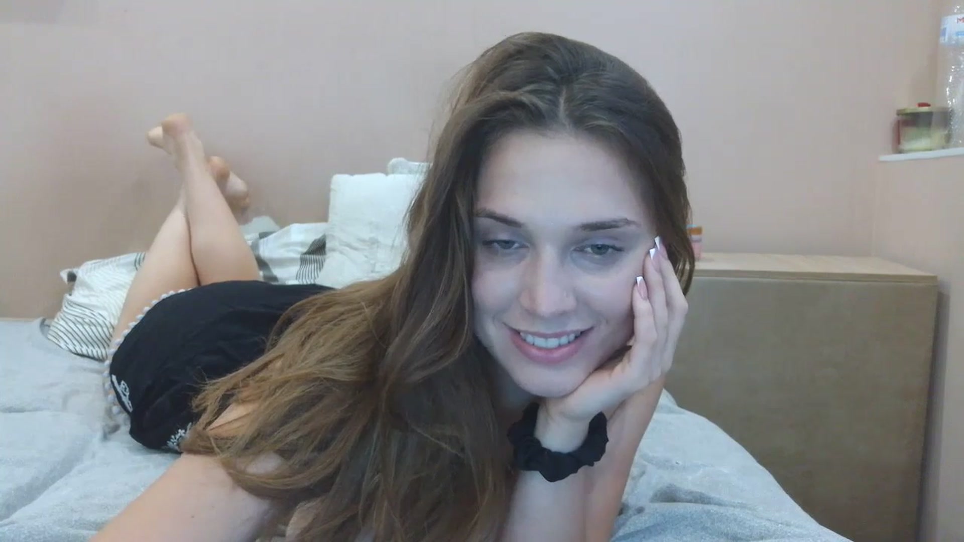 Gallery image thumbnail from HaleyReed's myfreecams stream on, 06/29/2025, 16:12 image 7 of 20