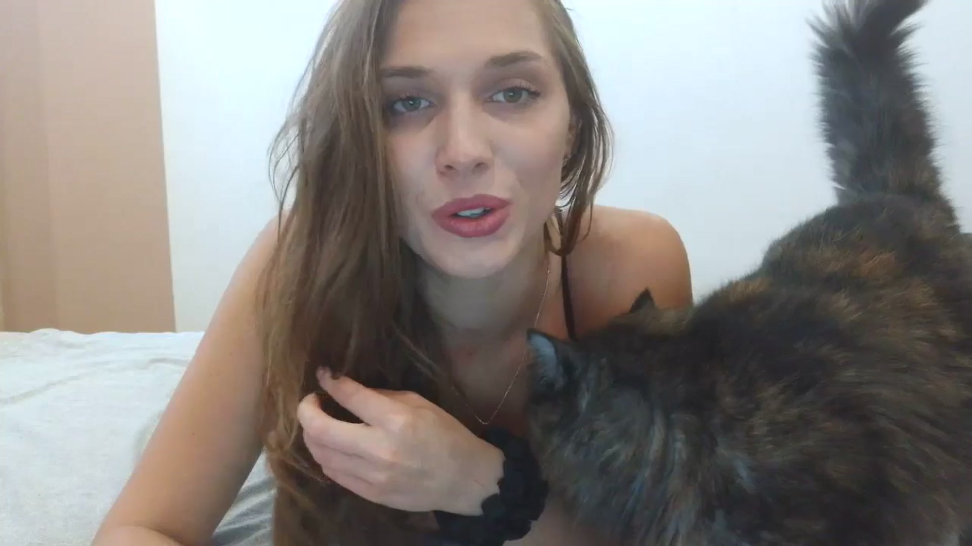 Gallery image thumbnail from HaleyReed's myfreecams stream on, 06/30/2025, 13:27 image 18 of 20