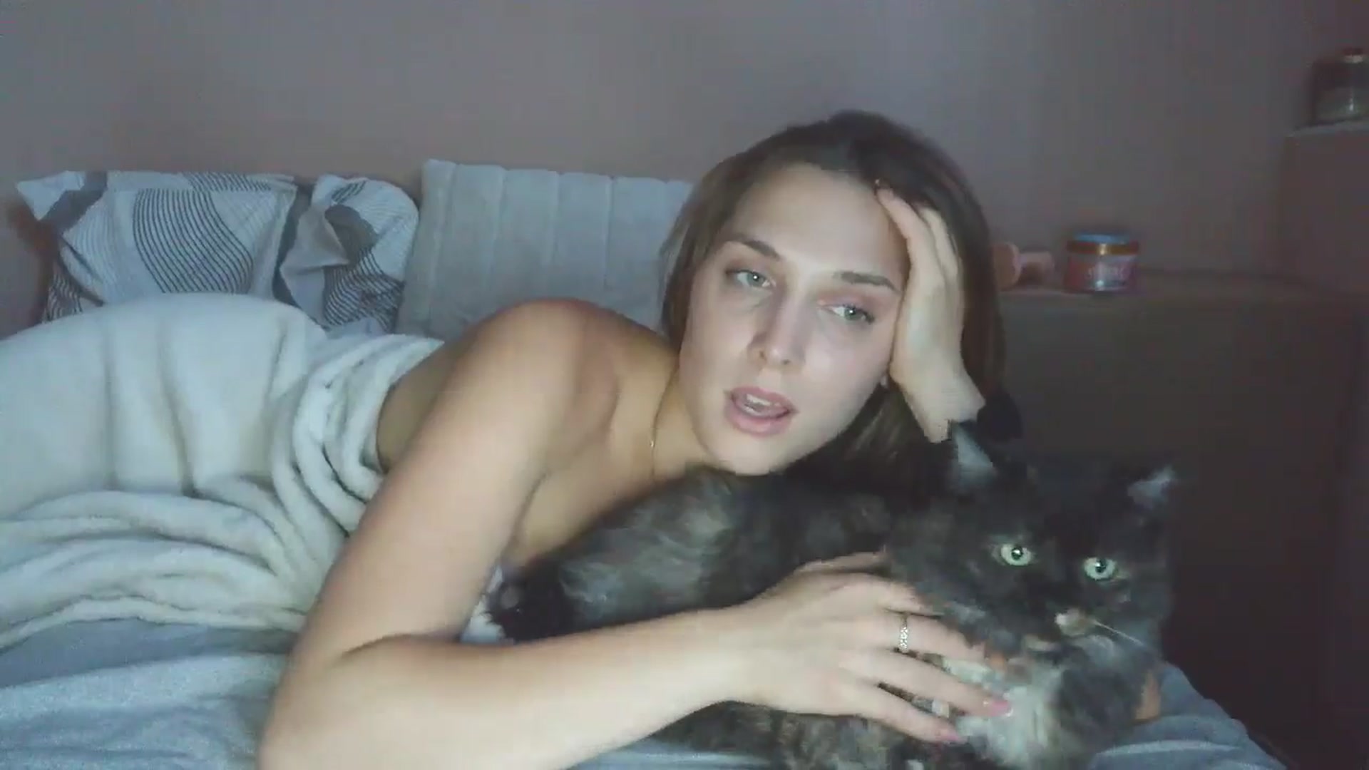 Gallery image thumbnail from HaleyReed's myfreecams stream on, 07/02/2025, 17:22 image 15 of 20