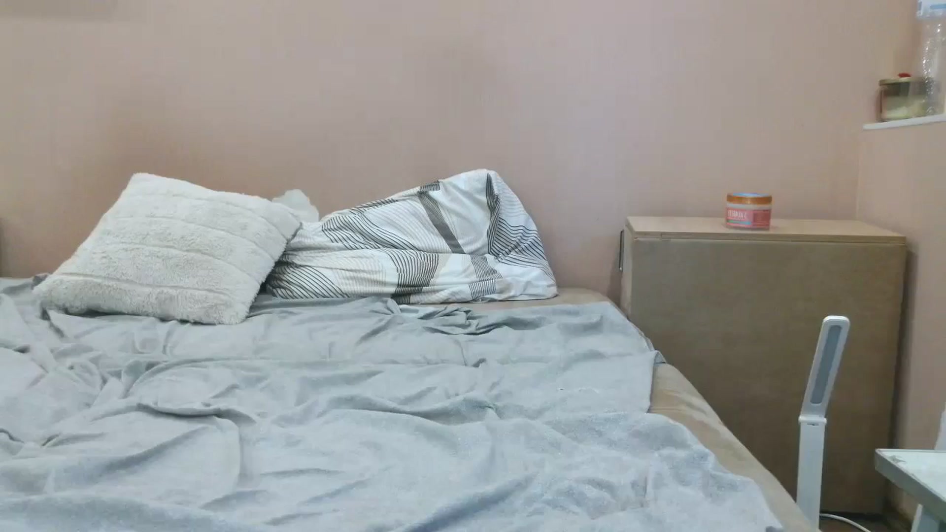 Gallery image thumbnail from HaleyReed's myfreecams stream on, 07/03/2025, 16:49 image 16 of 20