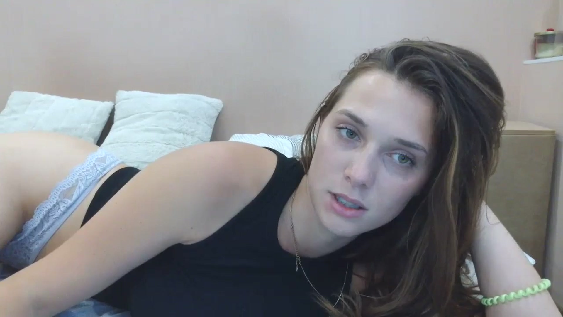 Gallery image thumbnail from HaleyReed's myfreecams stream on, 07/07/2025, 16:46 image 12 of 20