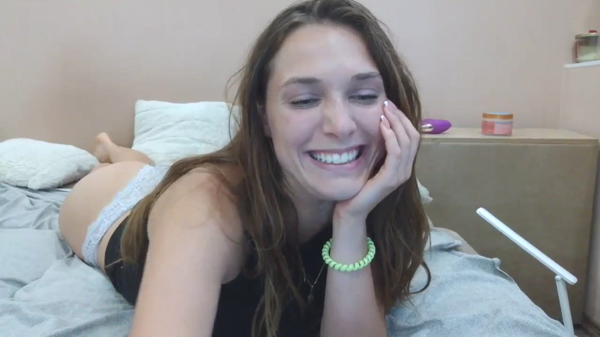 Gallery image thumbnail from HaleyReed's myfreecams stream on, 07/07/2025, 16:46 image 20 of 20
