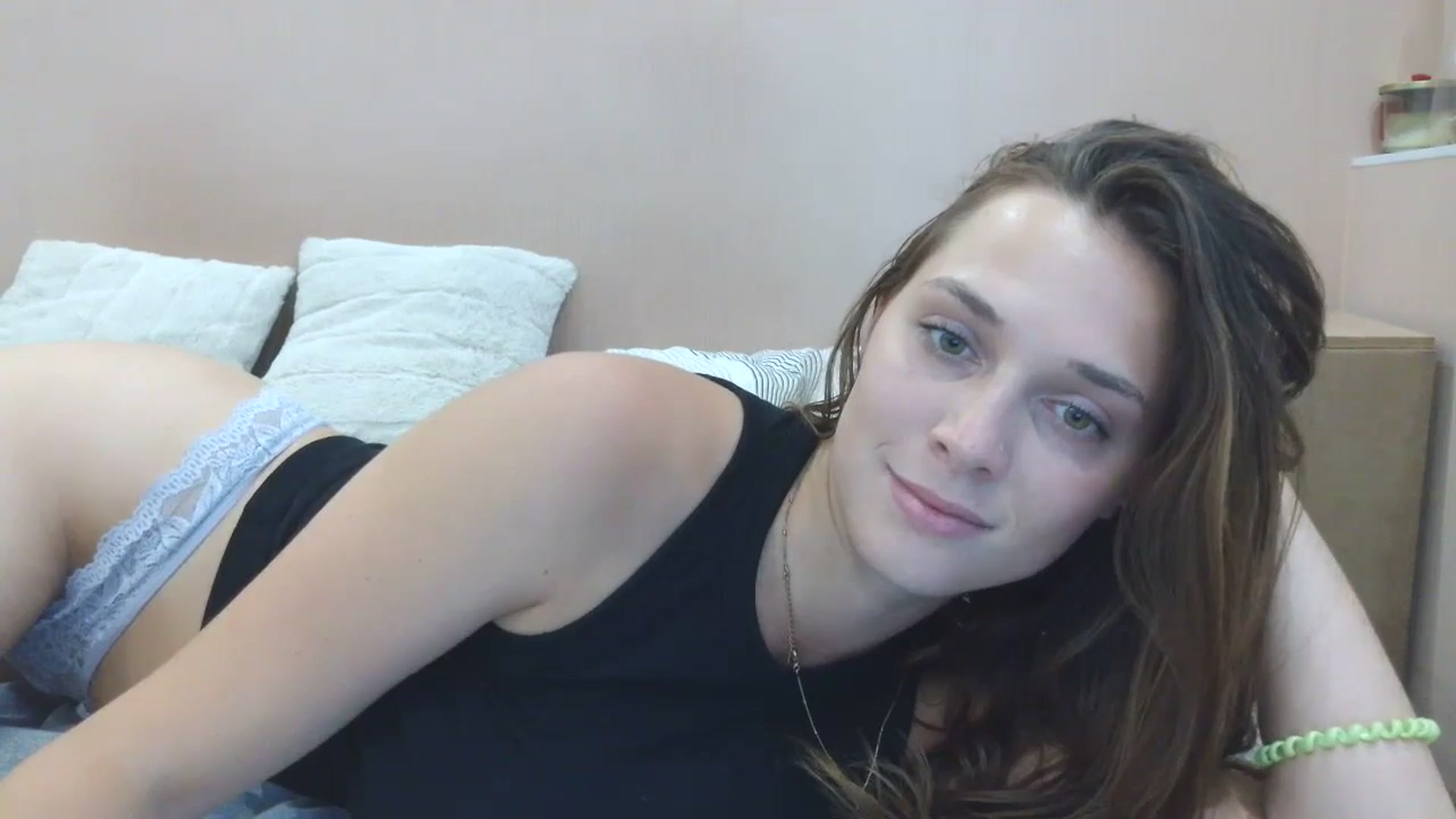 Gallery image thumbnail from HaleyReed's myfreecams stream on, 07/07/2025, 16:46 image 8 of 20