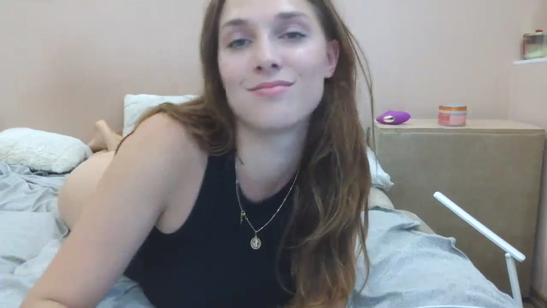 Gallery image thumbnail from HaleyReed's myfreecams stream on, 07/07/2025, 16:46 image 15 of 20