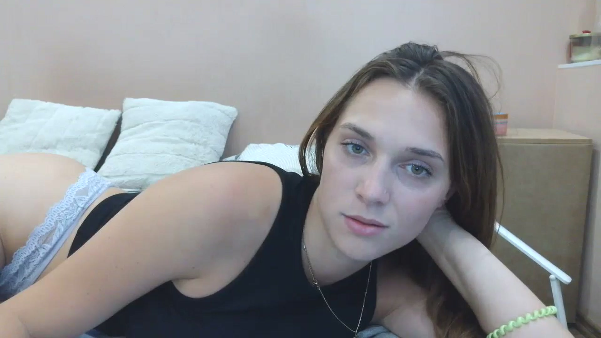 Gallery image thumbnail from HaleyReed's myfreecams stream on, 07/07/2025, 16:46 image 2 of 20