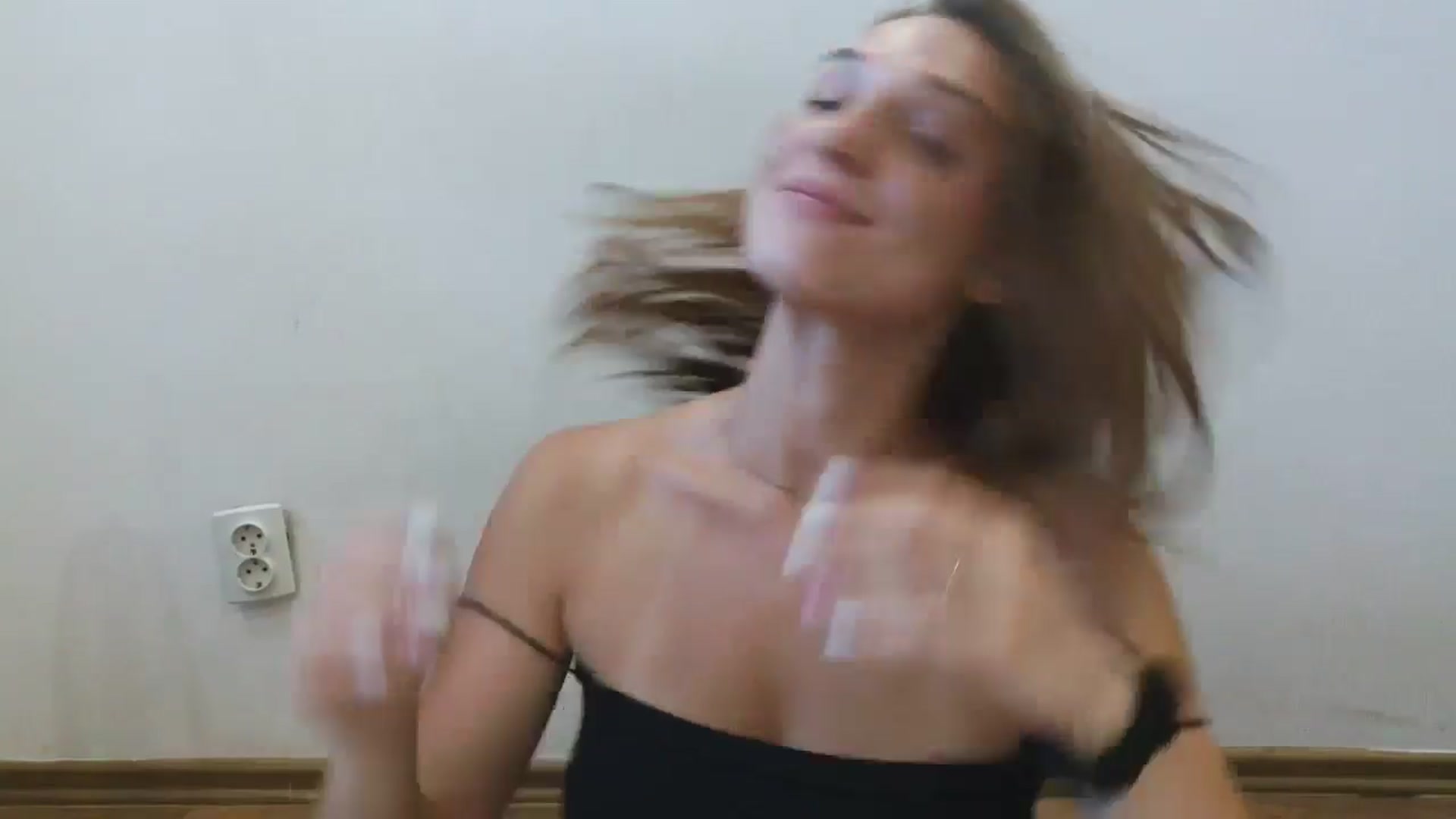 Gallery image thumbnail from HaleyReed's myfreecams stream on, 07/14/2025, 14:29 image 9 of 20