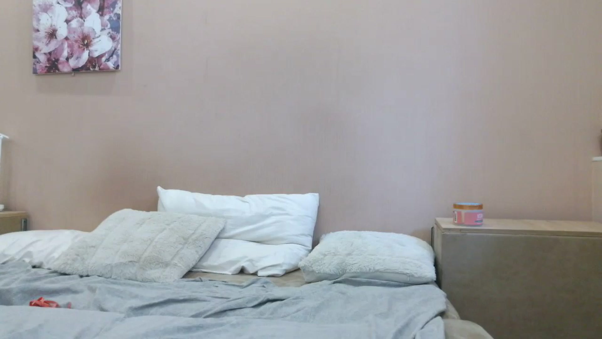 Gallery image thumbnail from HaleyReed's myfreecams stream on, 07/16/2025, 12:19 image 1 of 20
