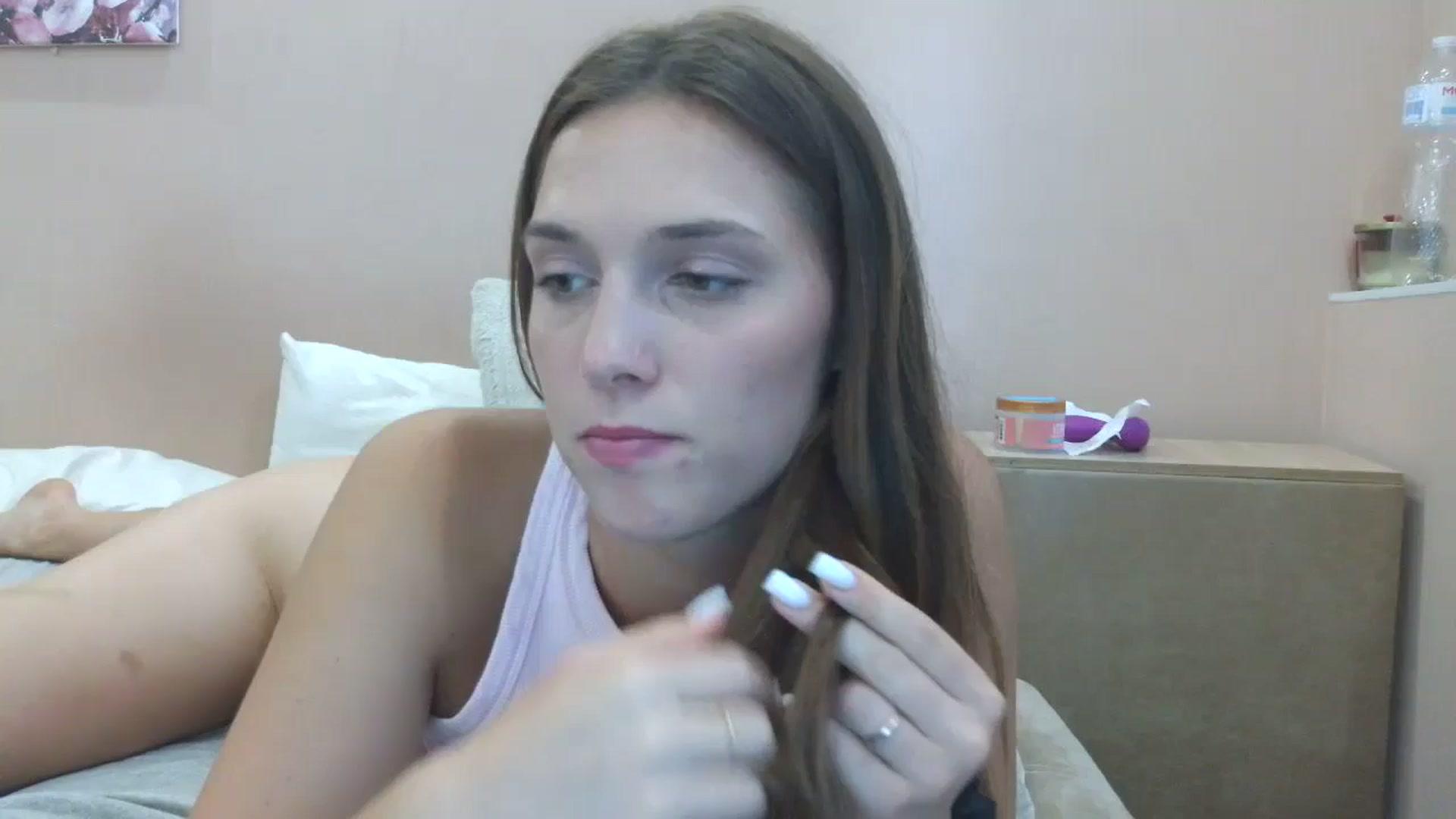 Gallery image thumbnail from HaleyReed's myfreecams stream on, 07/16/2025, 14:21 image 1 of 20