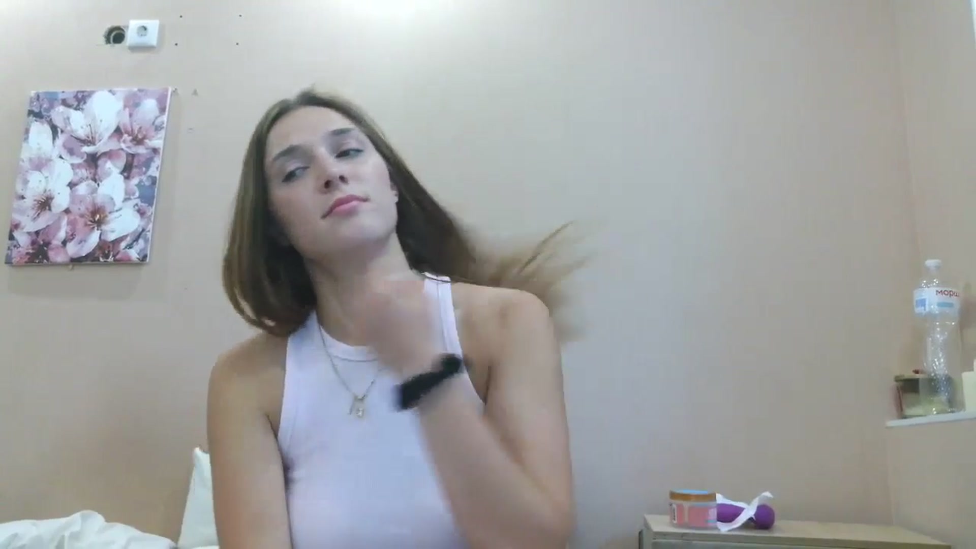 Gallery image thumbnail from HaleyReed's myfreecams stream on, 07/16/2025, 14:21 image 7 of 20