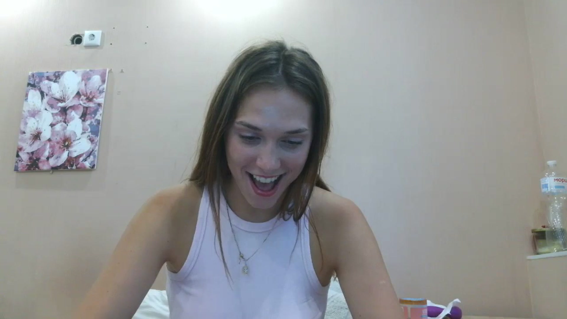 Gallery image thumbnail from HaleyReed's myfreecams stream on, 07/16/2025, 14:44 image 4 of 20