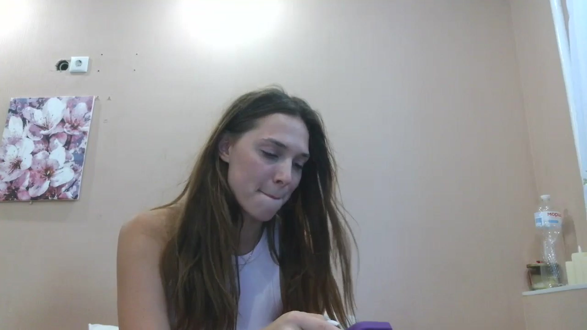 Gallery image thumbnail from HaleyReed's myfreecams stream on, 07/16/2025, 14:44 image 14 of 20