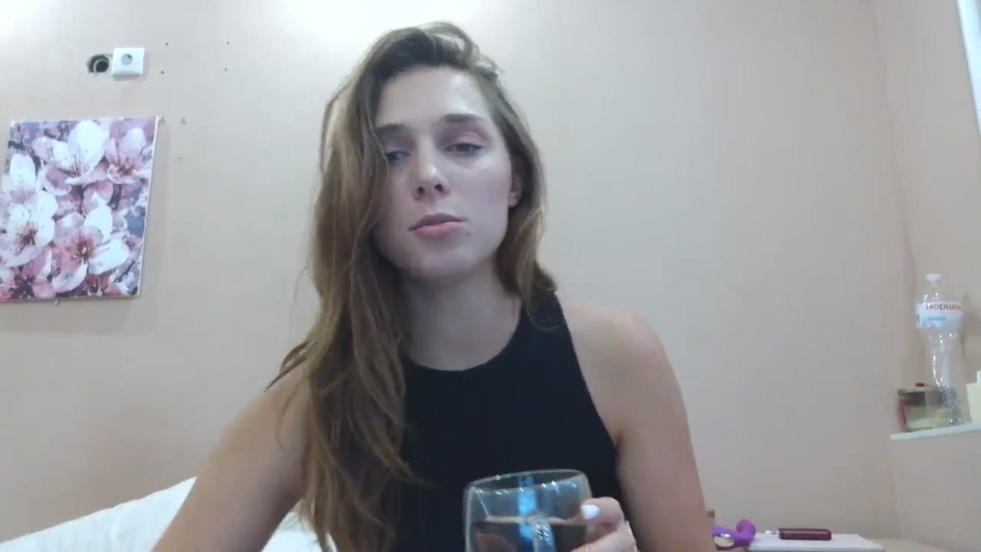 Gallery image thumbnail from HaleyReed's myfreecams stream on, 07/17/2025, 15:57 image 3 of 20