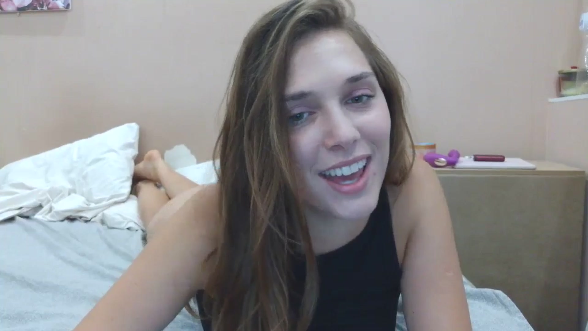Gallery image thumbnail from HaleyReed's myfreecams stream on, 07/17/2025, 15:57 image 9 of 20