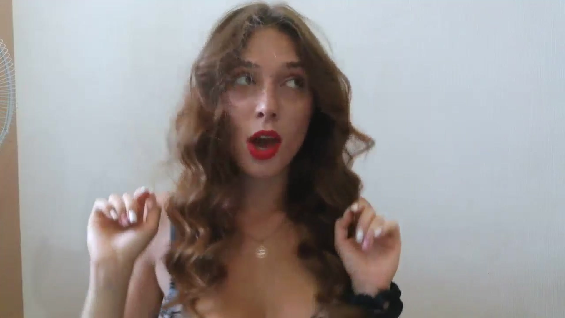 Gallery image thumbnail from HaleyReed's myfreecams stream on, 07/18/2025, 13:41 image 7 of 20