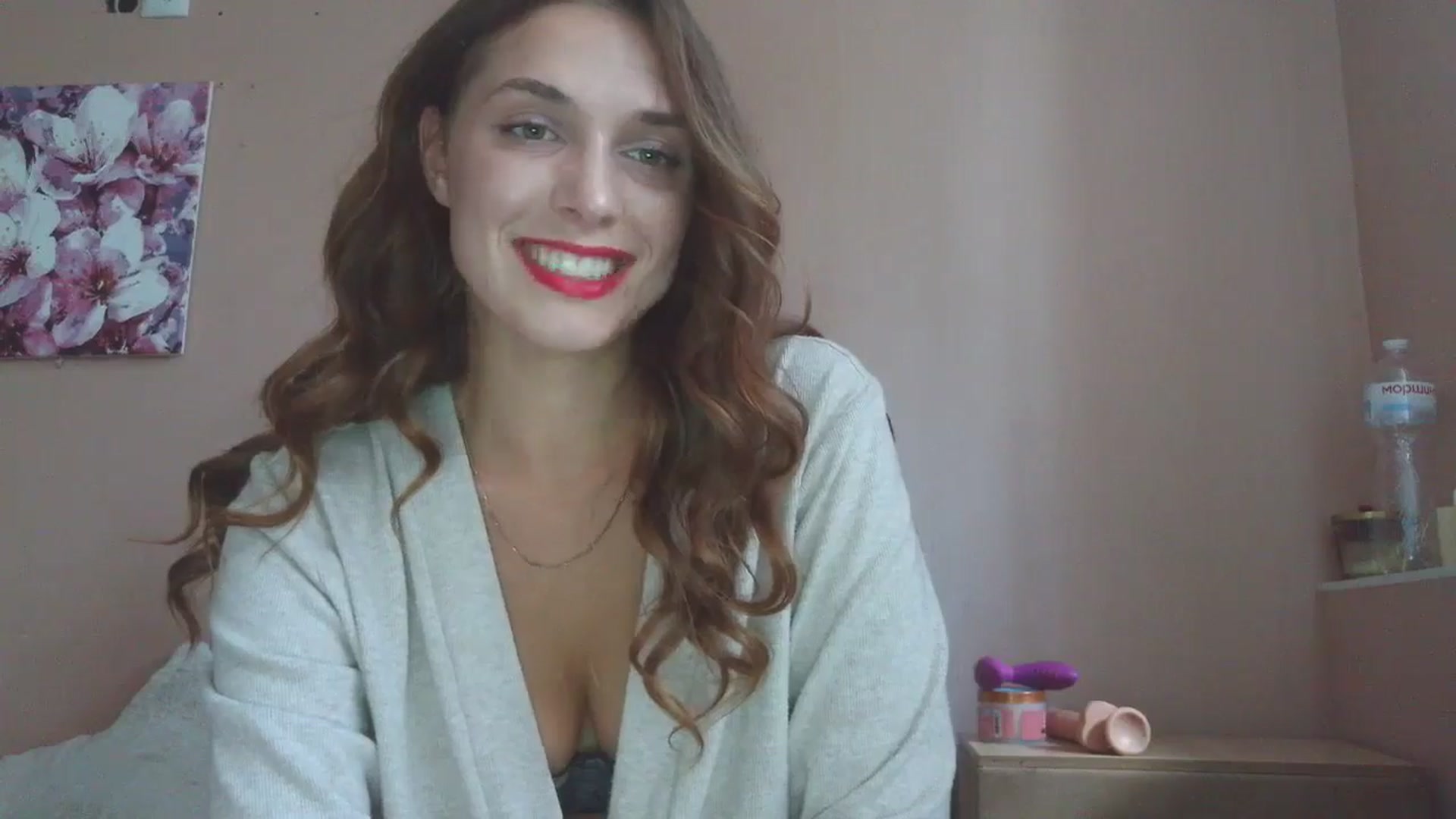 Gallery image thumbnail from HaleyReed's myfreecams stream on, 07/18/2025, 15:22 image 12 of 20