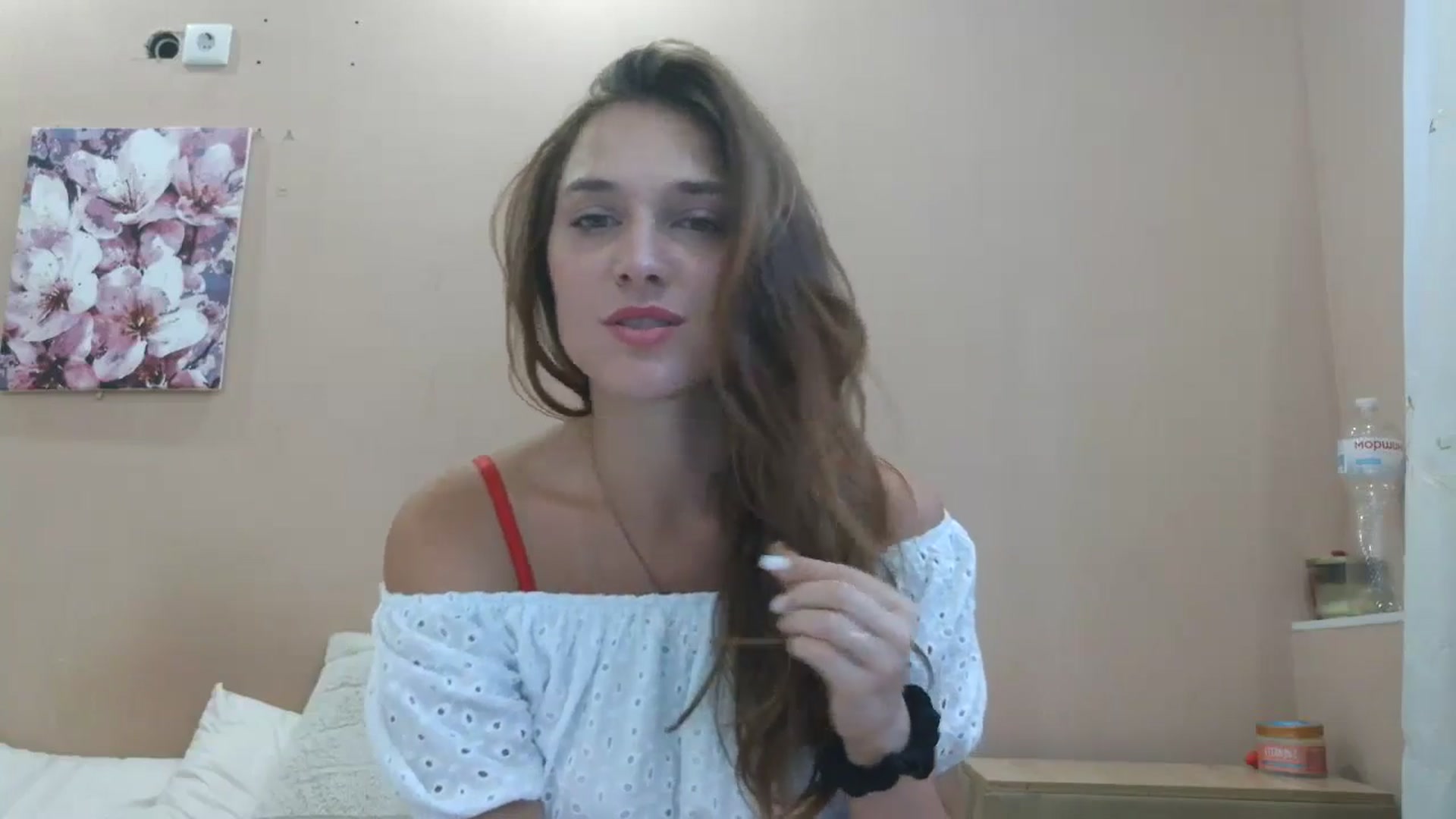 Gallery image thumbnail from HaleyReed's myfreecams stream on, 07/20/2025, 14:00 image 15 of 20