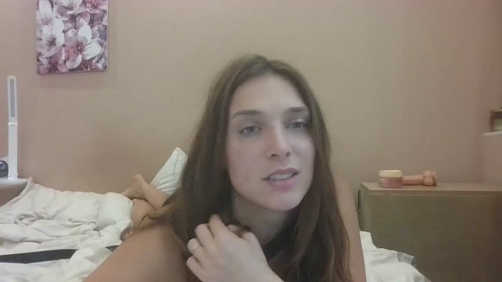 Gallery image thumbnail from HaleyReed's myfreecams stream on, 07/20/2025, 15:37 image 5 of 20