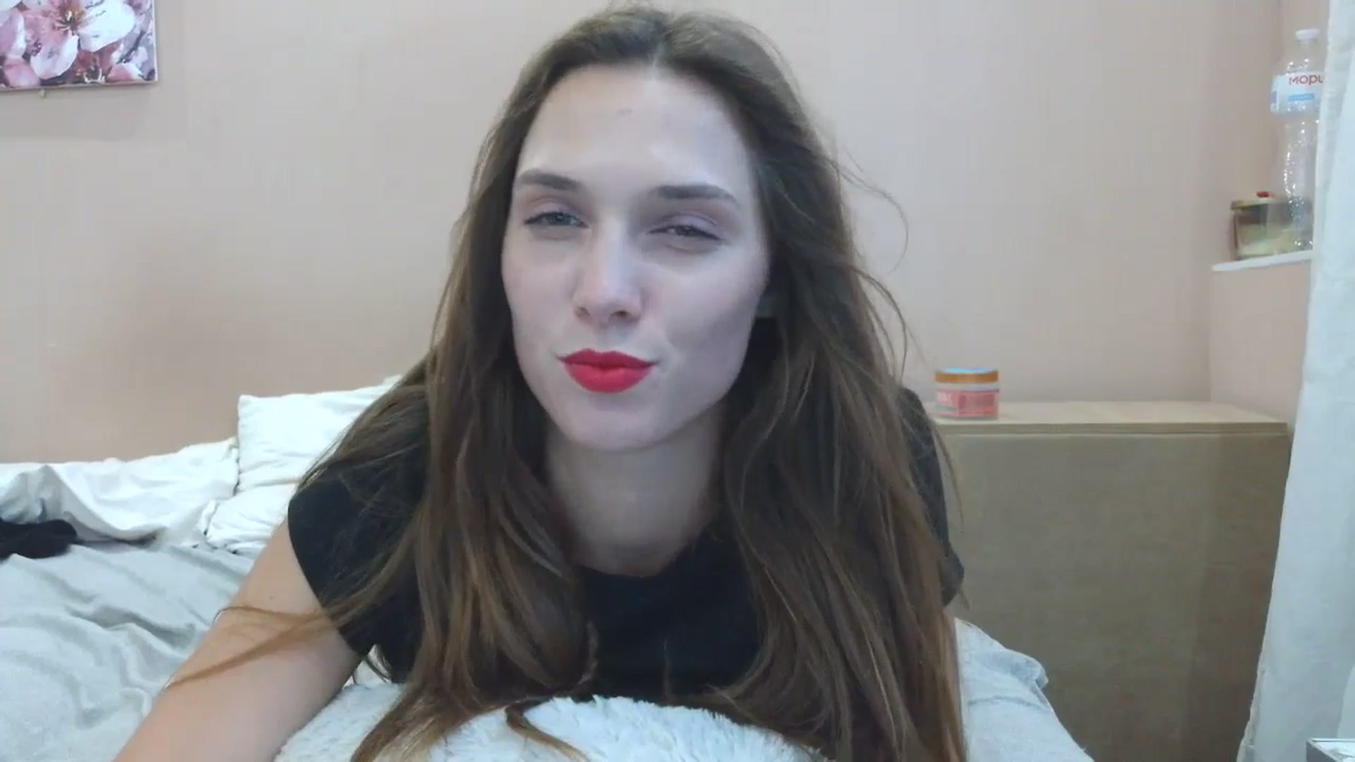 Gallery image thumbnail from HaleyReed's myfreecams stream on, 07/21/2025, 13:40 image 17 of 20