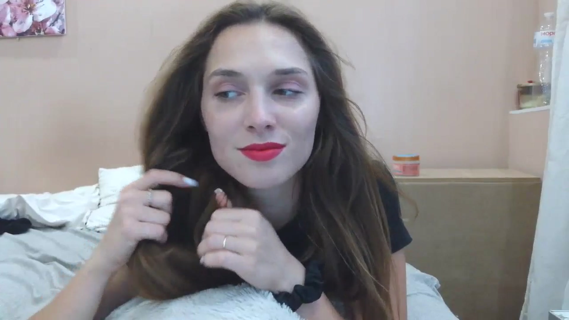 Gallery image thumbnail from HaleyReed's myfreecams stream on, 07/21/2025, 13:40 image 16 of 20
