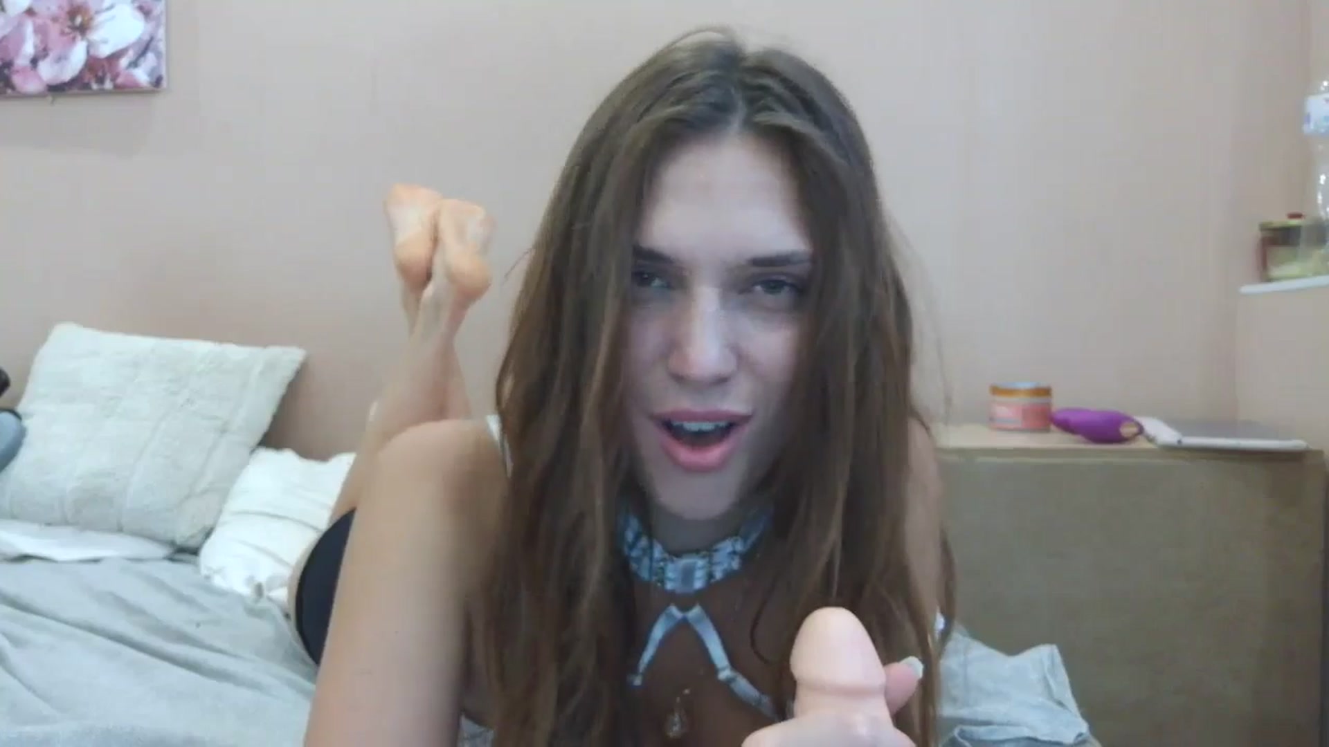 Gallery image thumbnail from HaleyReed's myfreecams stream on, 07/22/2025, 10:43 image 16 of 20