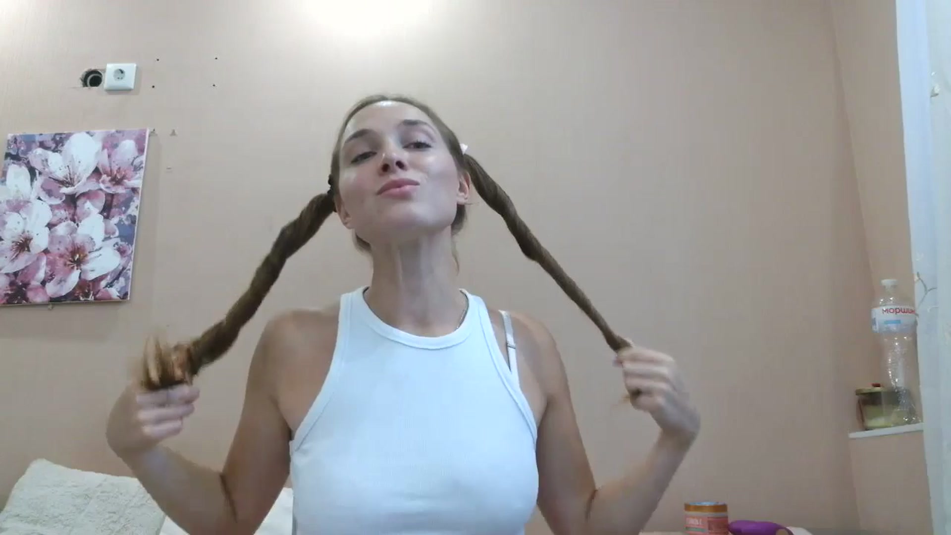 Gallery image thumbnail from HaleyReed's myfreecams stream on, 07/22/2025, 11:42 image 8 of 20