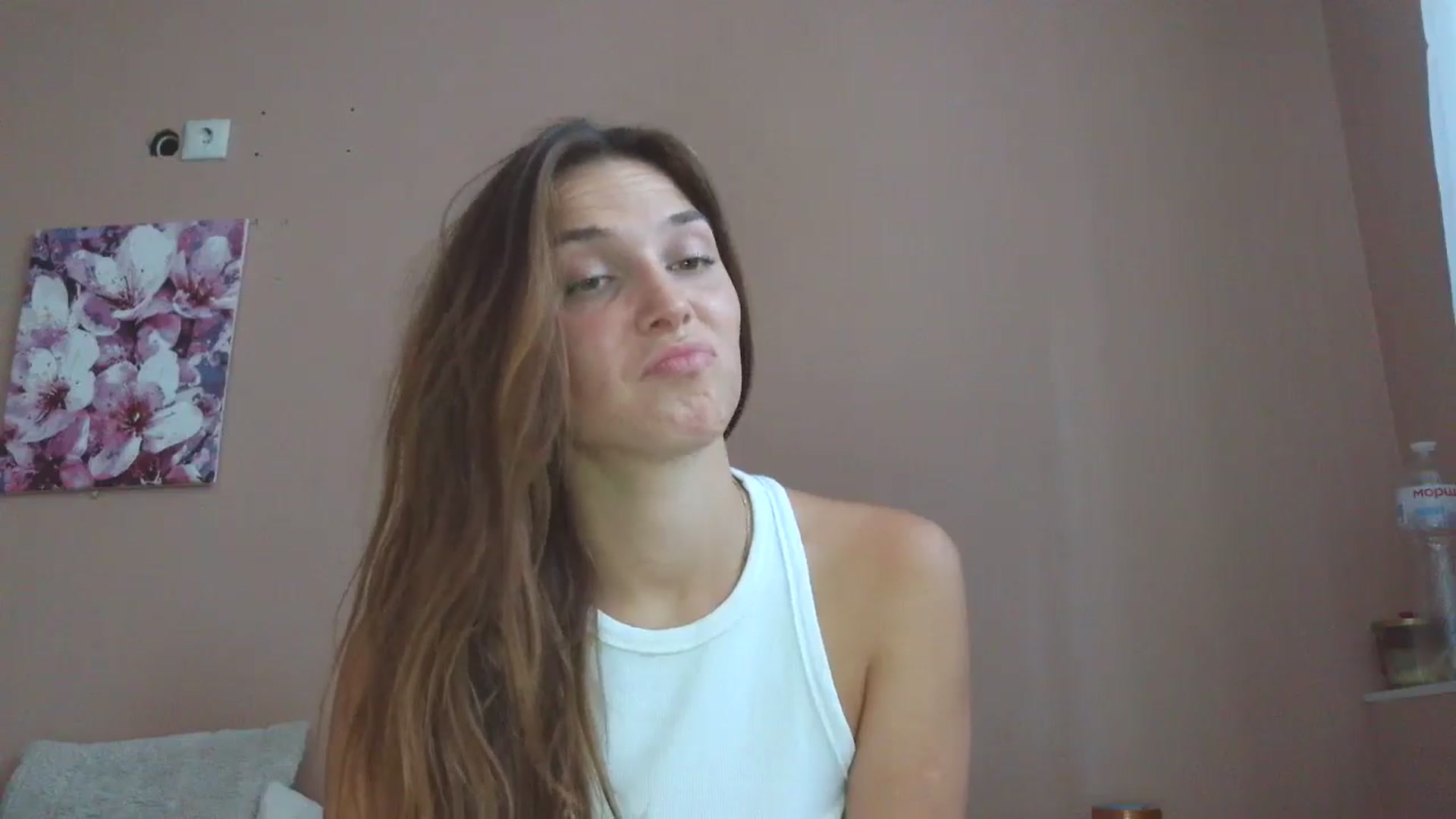 Gallery image thumbnail from HaleyReed's myfreecams stream on, 07/22/2025, 13:39 image 3 of 20