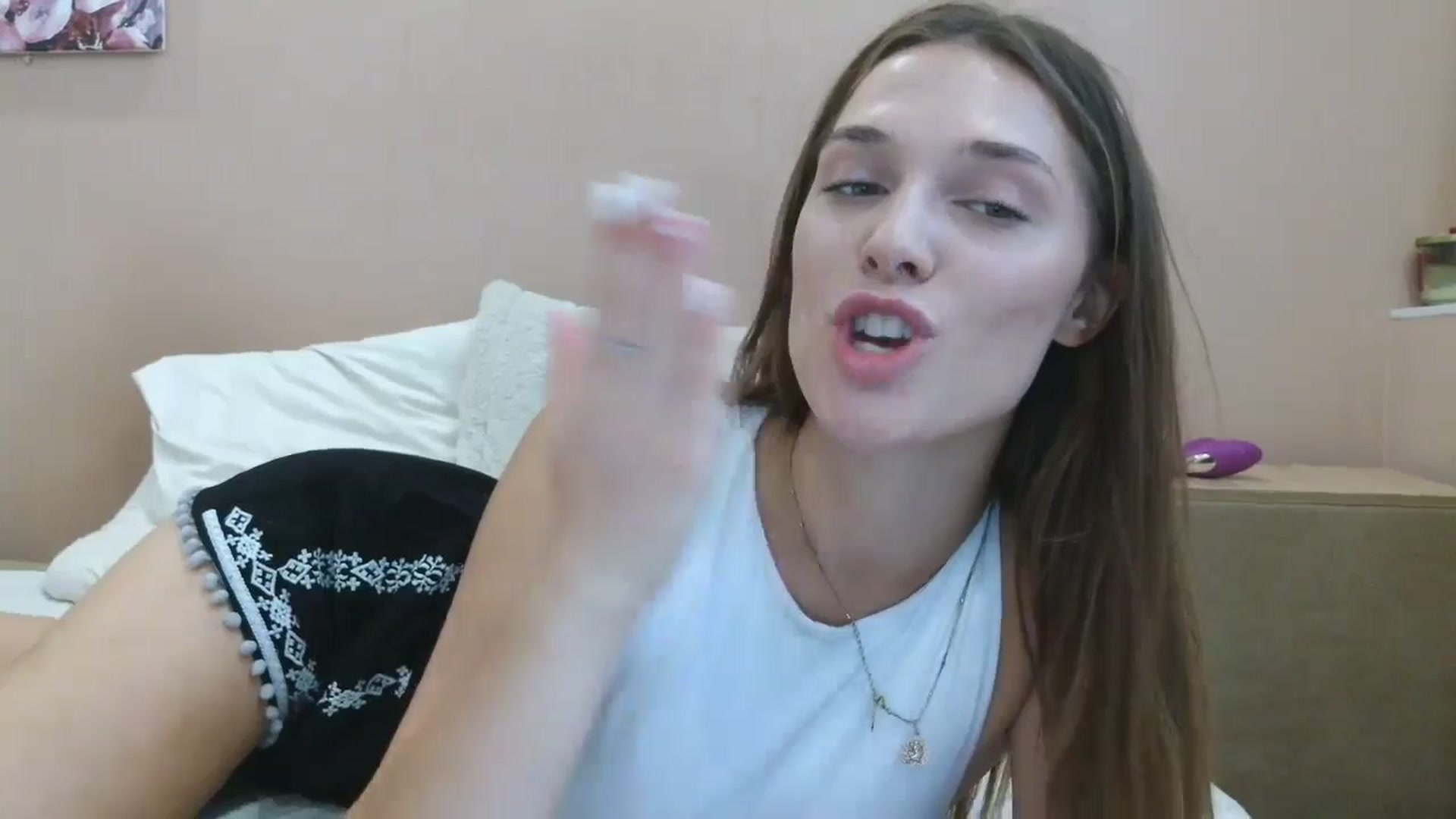 Gallery image thumbnail from HaleyReed's myfreecams stream on, 07/24/2025, 11:03 image 13 of 20