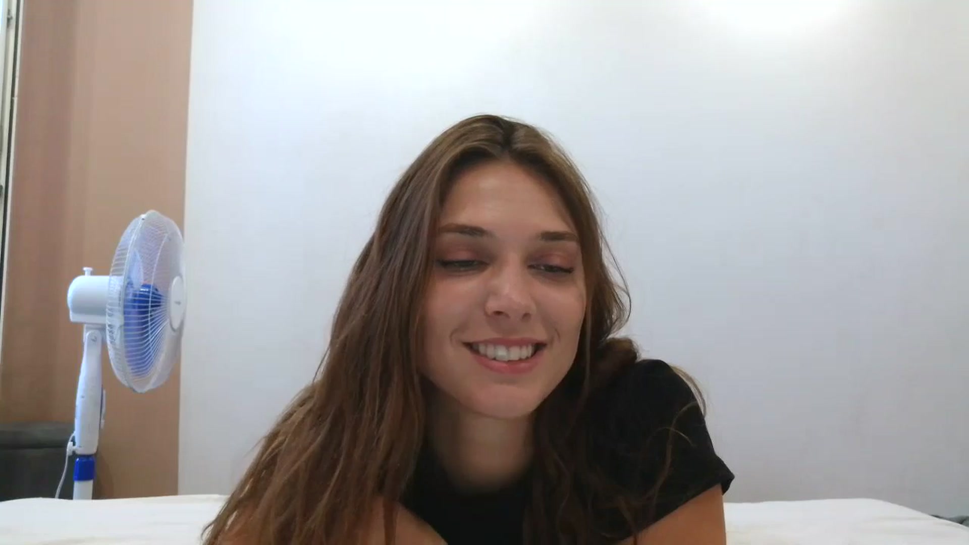 Gallery image thumbnail from HaleyReed's myfreecams stream on, 07/25/2025, 11:03 image 20 of 20