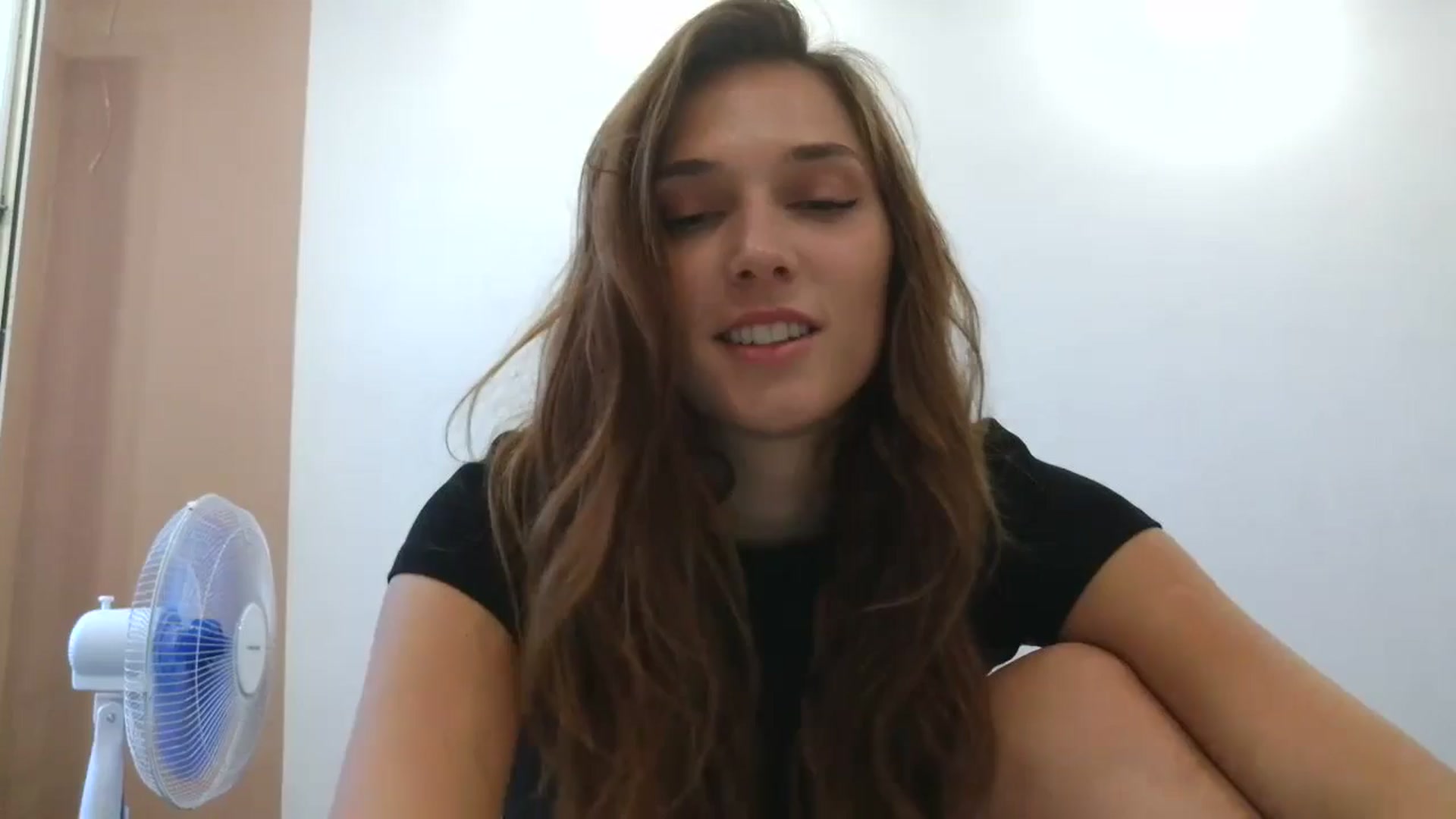 Gallery image thumbnail from HaleyReed's myfreecams stream on, 07/25/2025, 11:39 image 4 of 20