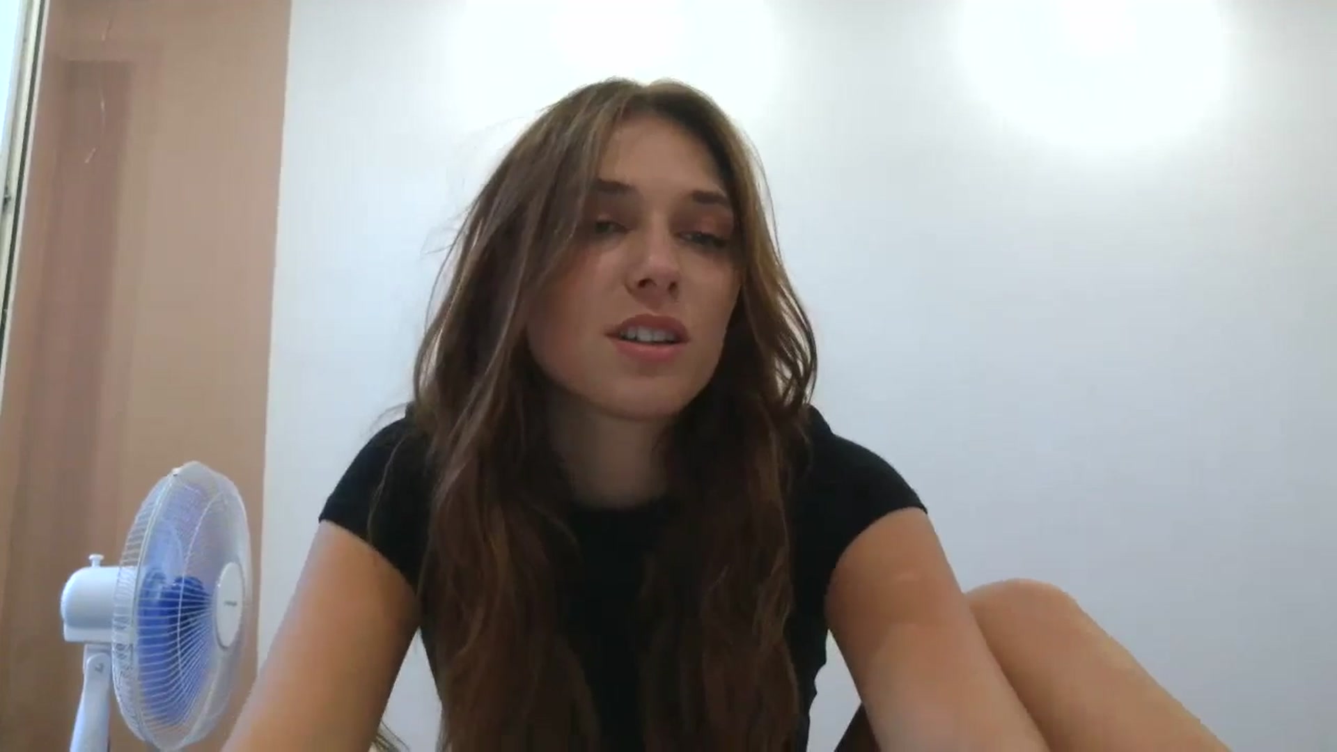Gallery image thumbnail from HaleyReed's myfreecams stream on, 07/25/2025, 11:39 image 14 of 20