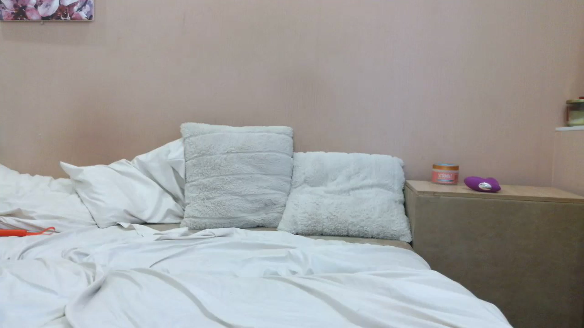 Gallery image thumbnail from HaleyReed's myfreecams stream on, 07/25/2025, 13:59 image 1 of 20