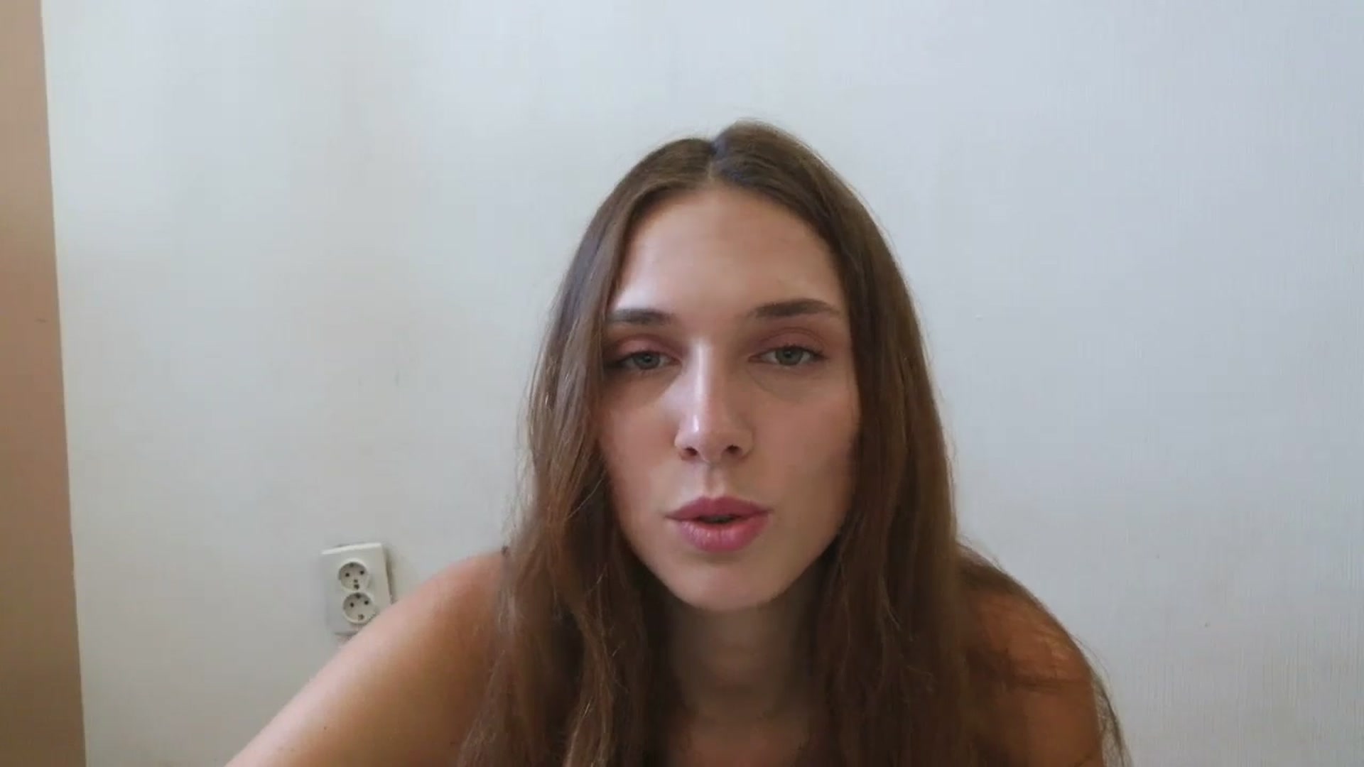 Gallery image thumbnail from HaleyReed's myfreecams stream on, 07/27/2025, 10:11 image 10 of 20
