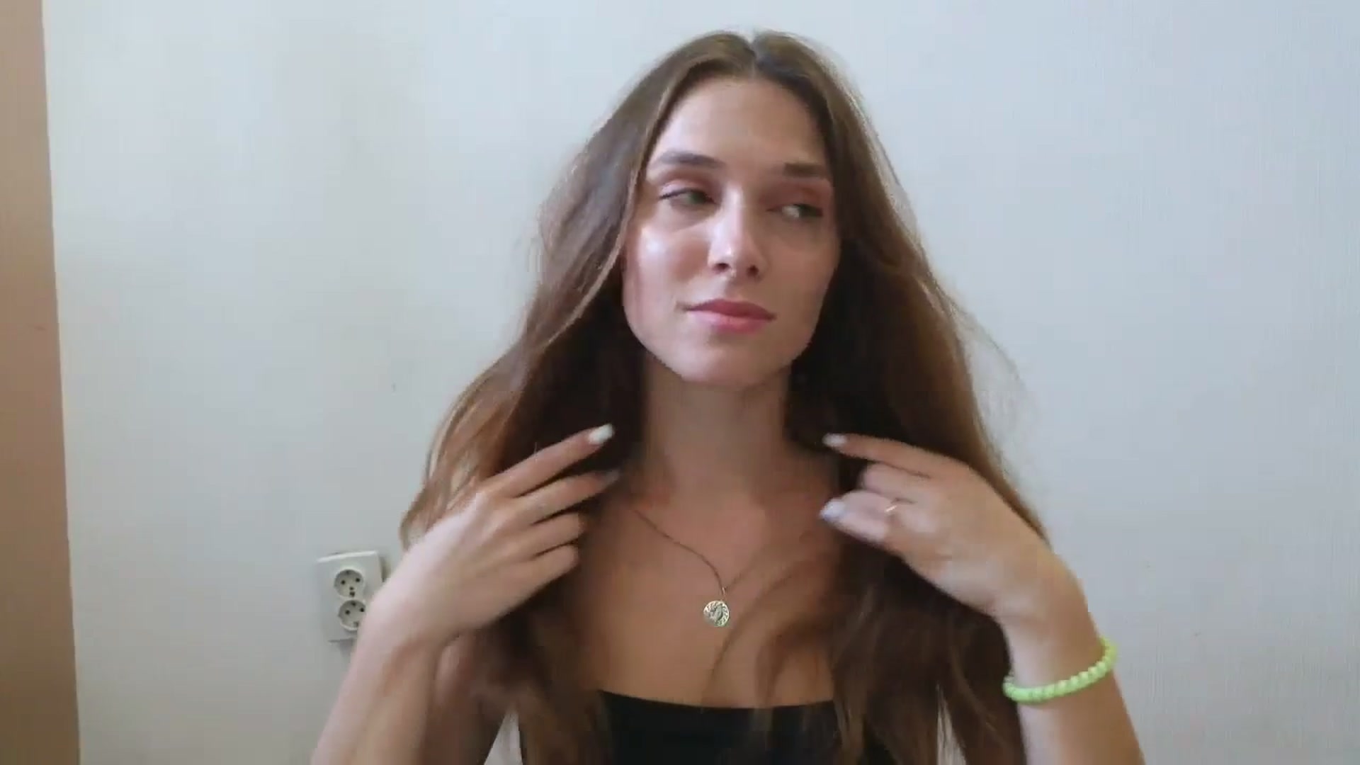 Gallery image thumbnail from HaleyReed's myfreecams stream on, 07/27/2025, 10:11 image 13 of 20