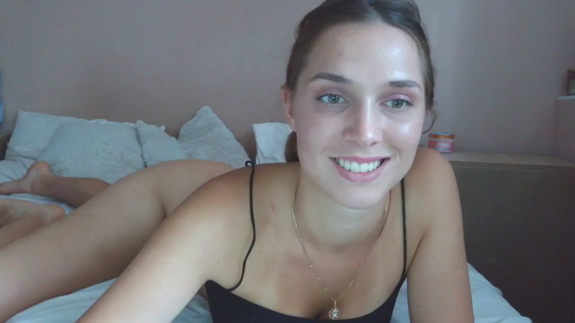 Gallery image thumbnail from HaleyReed's myfreecams stream on, 07/27/2025, 12:56 image 1 of 20