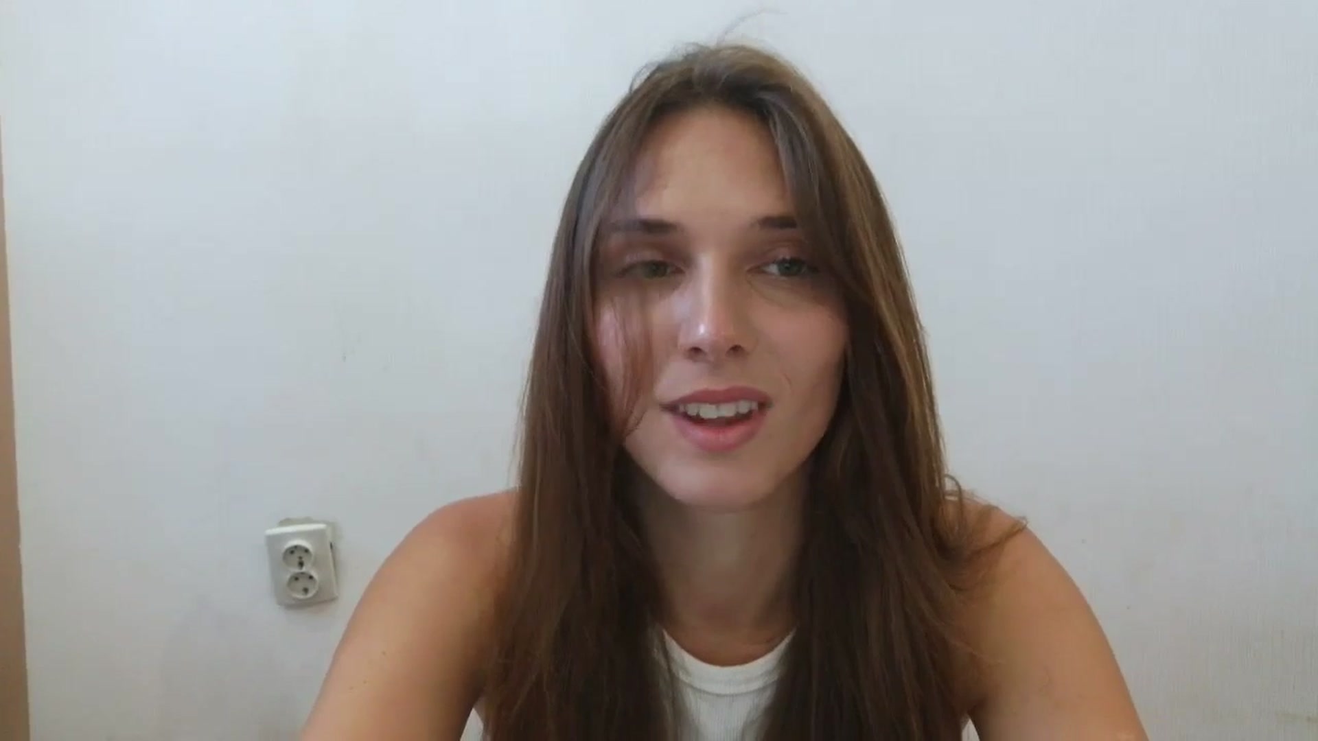 Gallery image thumbnail from HaleyReed's myfreecams stream on, 07/28/2025, 11:43 image 15 of 20