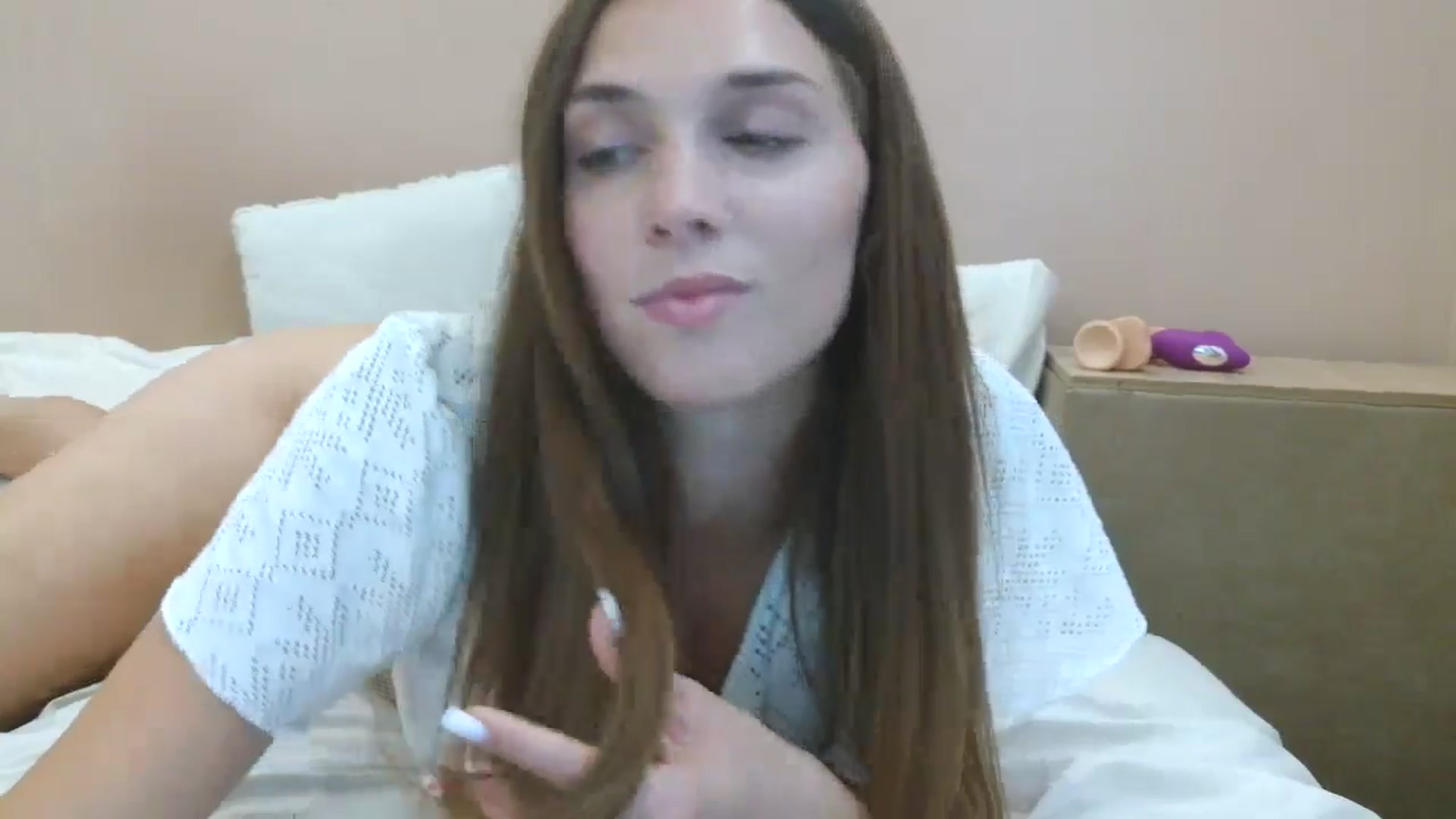 Gallery image thumbnail from HaleyReed's myfreecams stream on, 07/28/2025, 16:52 image 4 of 20