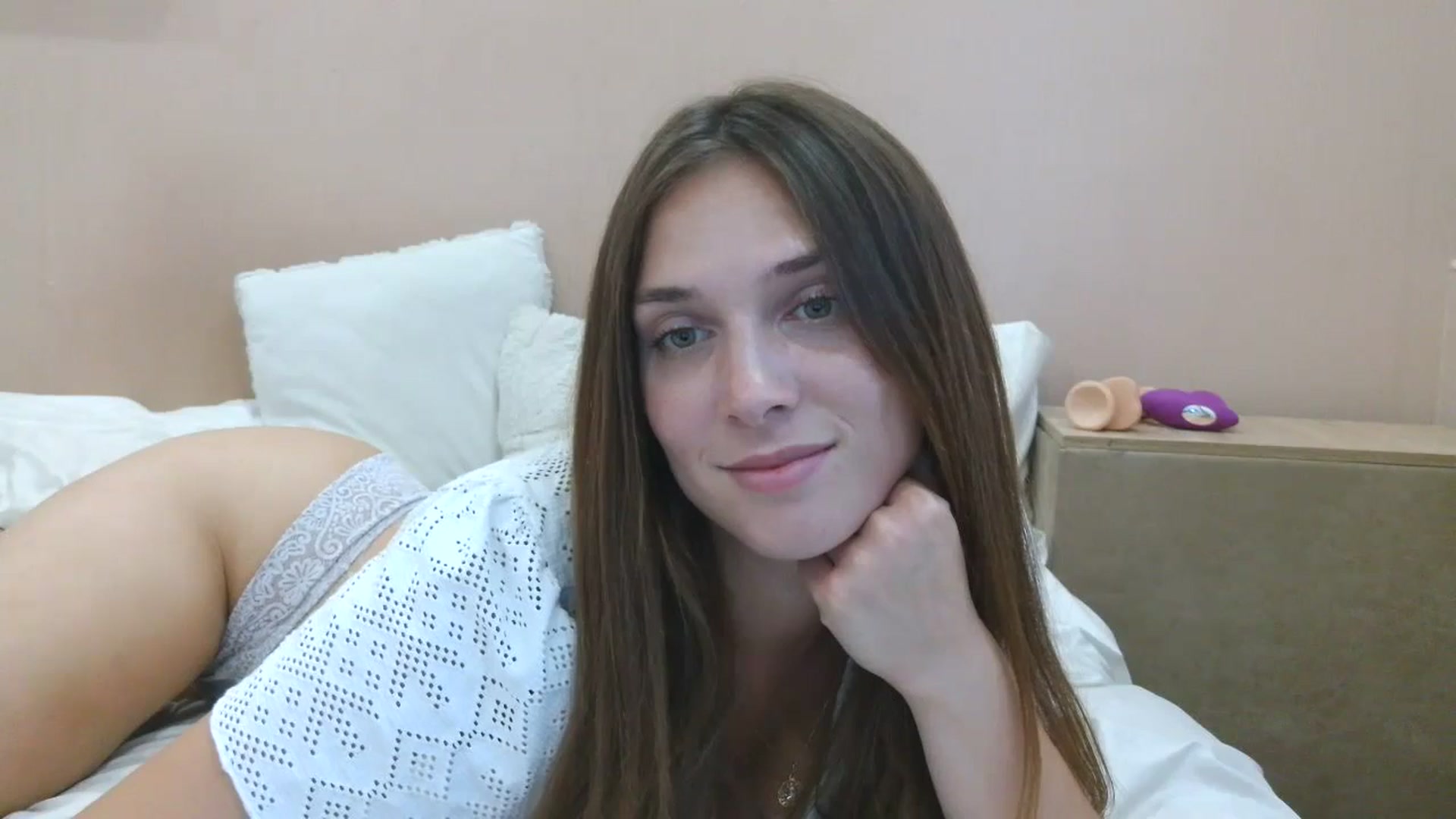 Gallery image thumbnail from HaleyReed's myfreecams stream on, 07/28/2025, 16:52 image 9 of 20