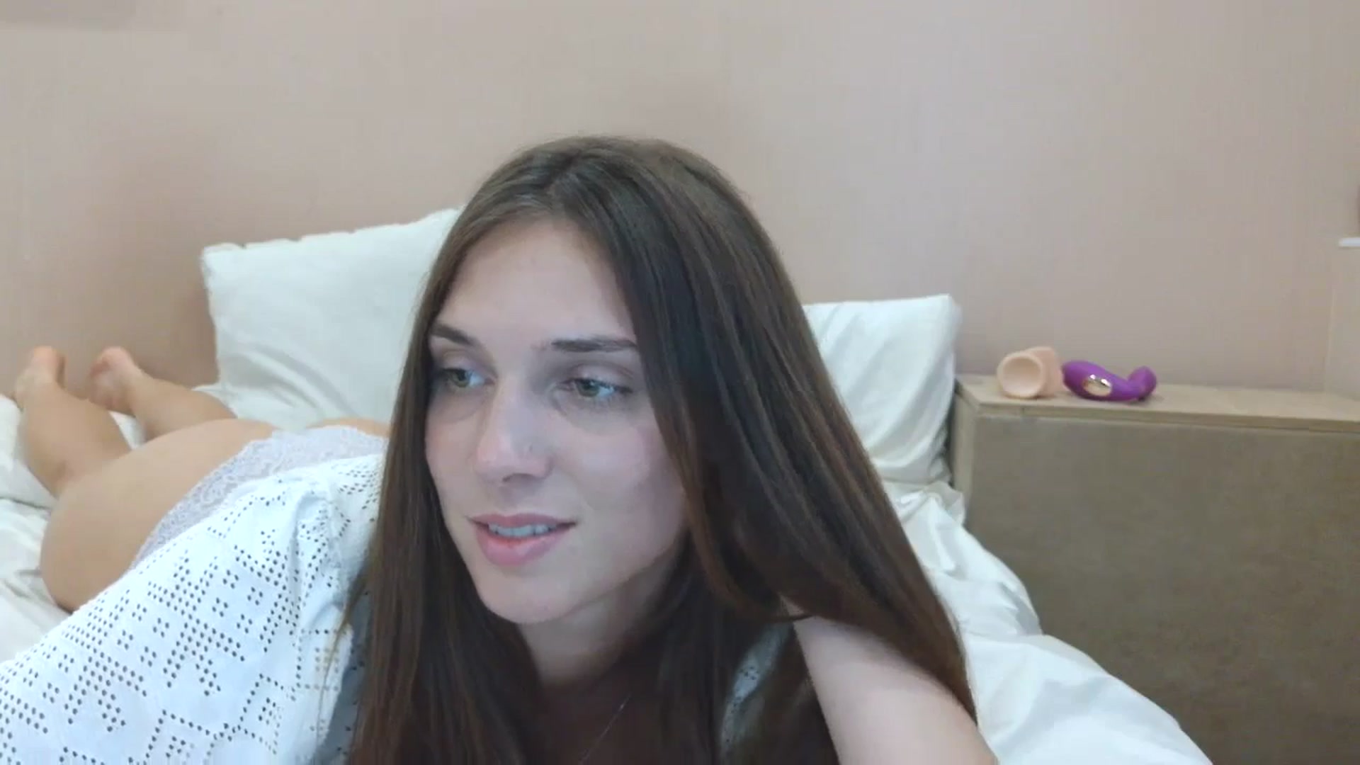 Gallery image thumbnail from HaleyReed's myfreecams stream on, 07/28/2025, 16:52 image 14 of 20