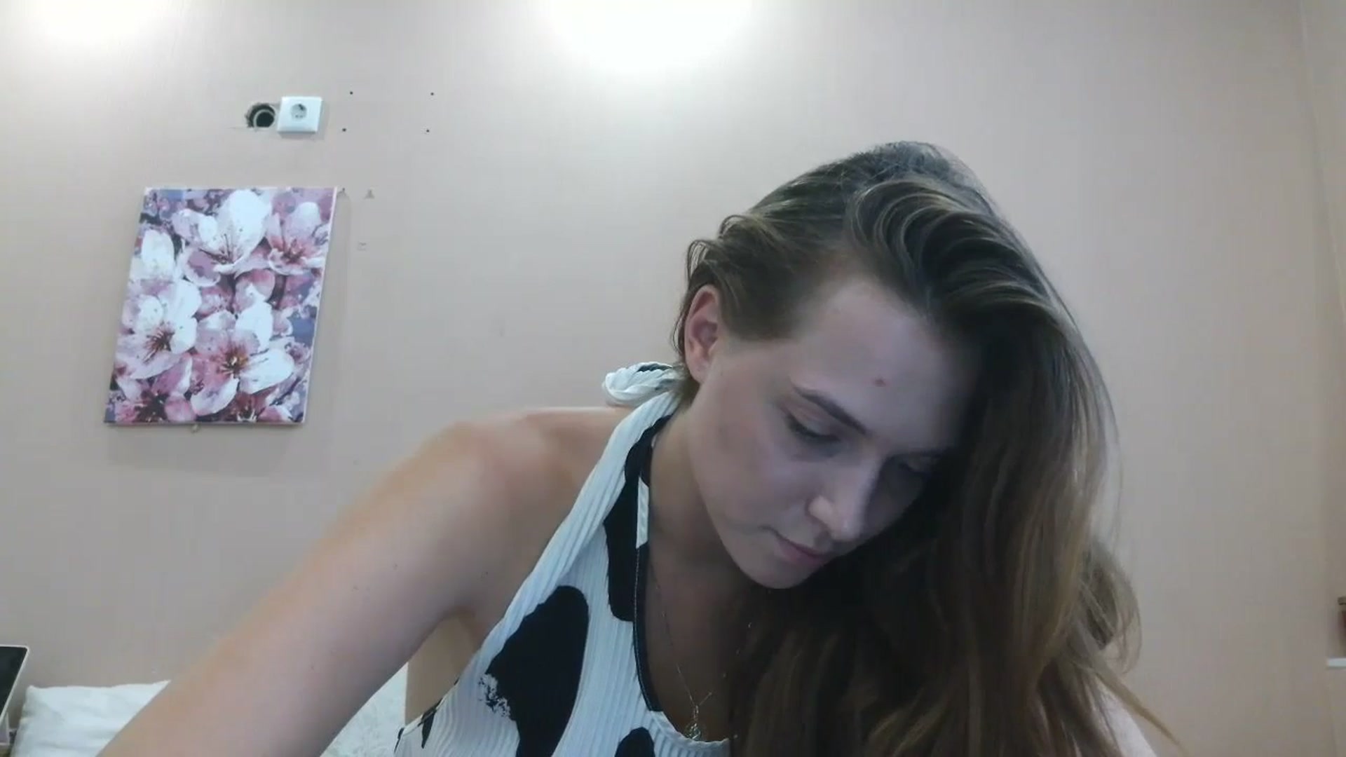 Gallery image thumbnail from HaleyReed's myfreecams stream on, 07/31/2025, 12:07 image 16 of 20
