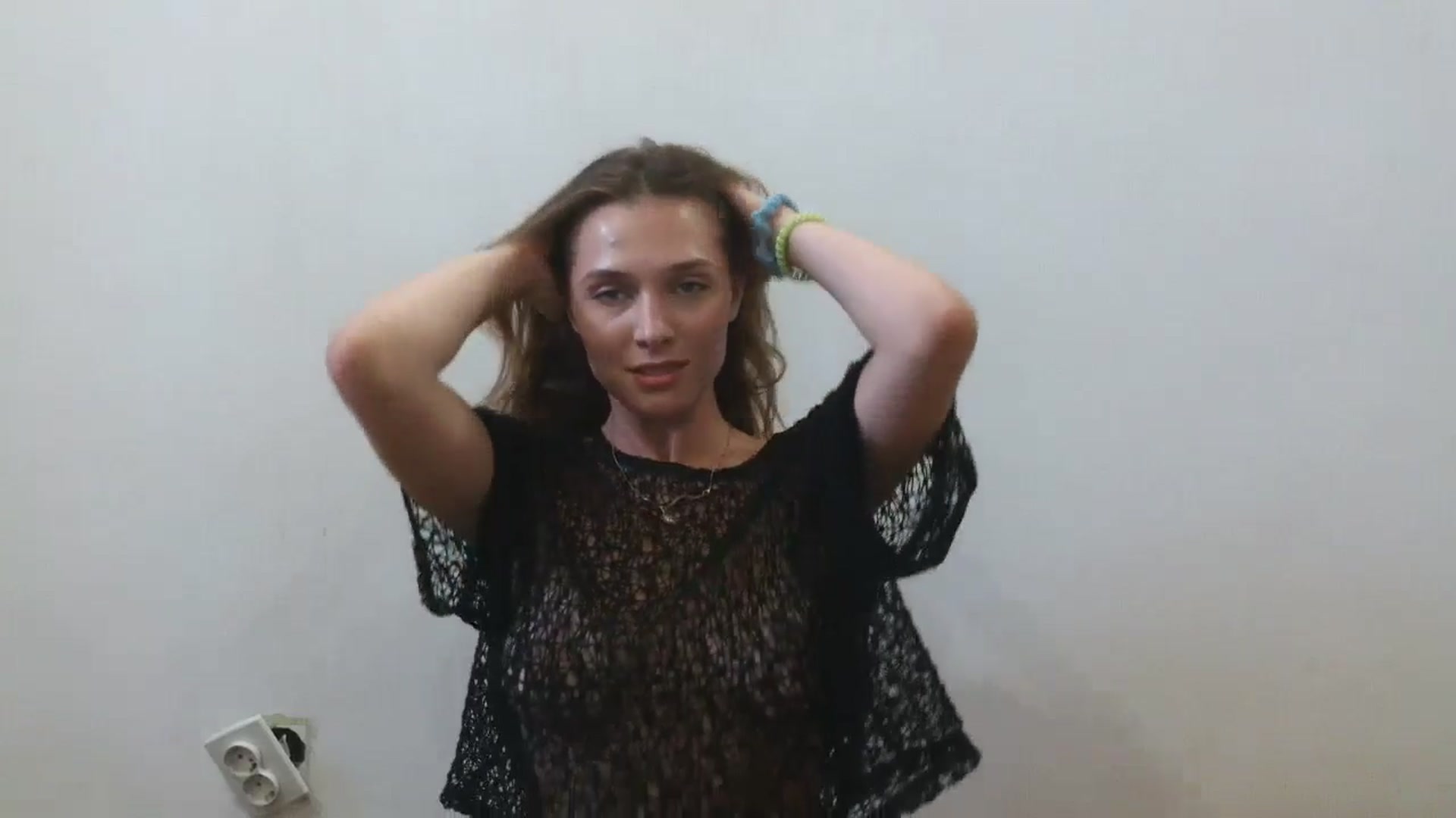 Gallery image thumbnail from HaleyReed's myfreecams stream on, 08/01/2025, 11:55 image 16 of 20